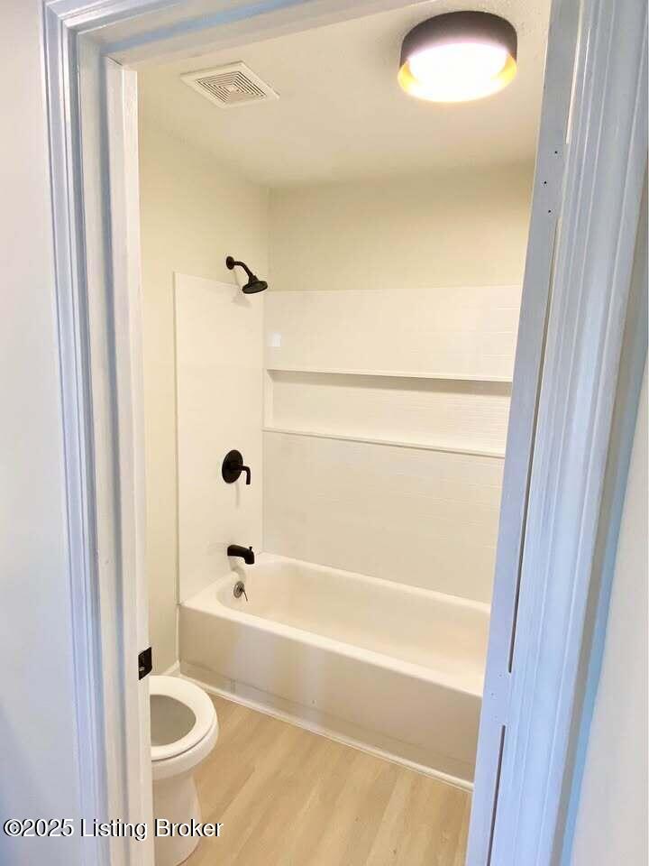 145 E Wellington Ave