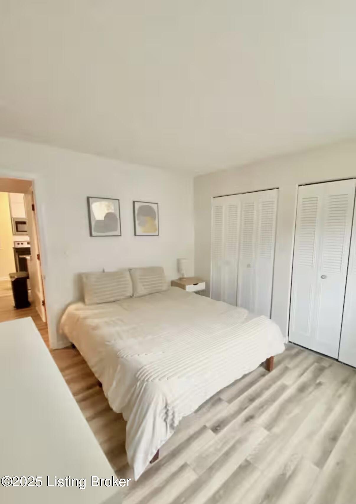 145 E Wellington Ave