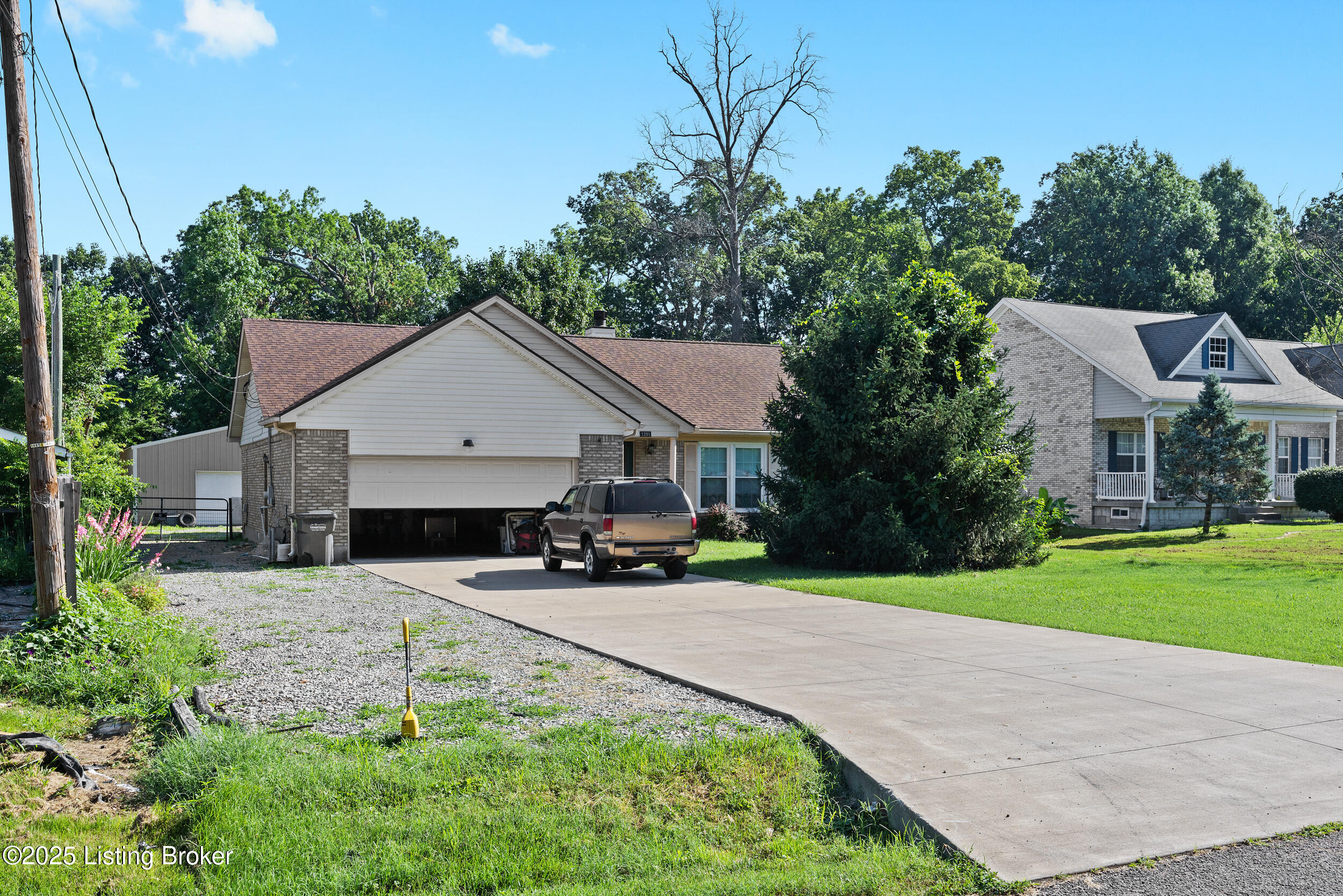 1291 Lipps Ln