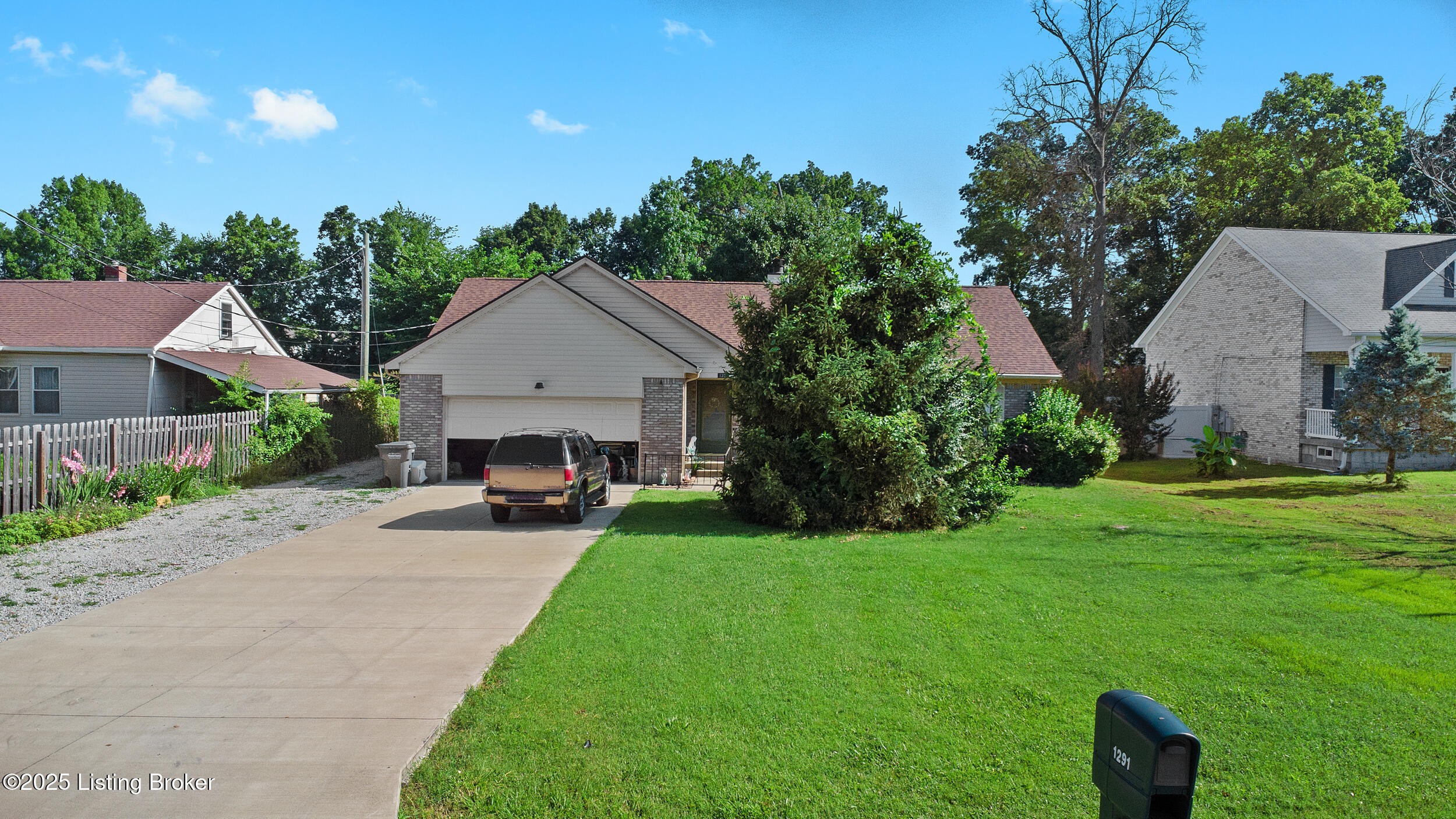 1291 Lipps Ln