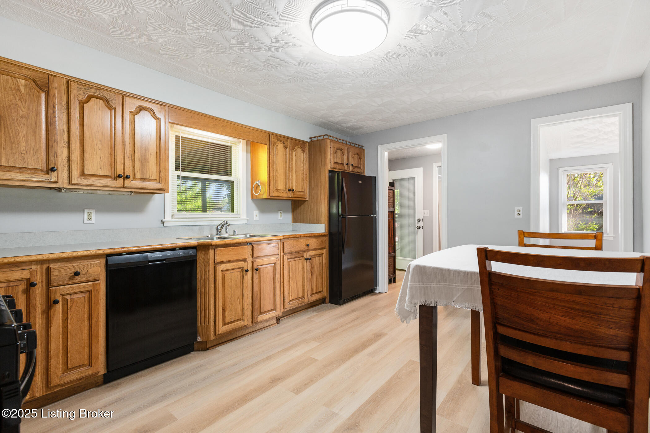 6515 Upper Hunters Trace