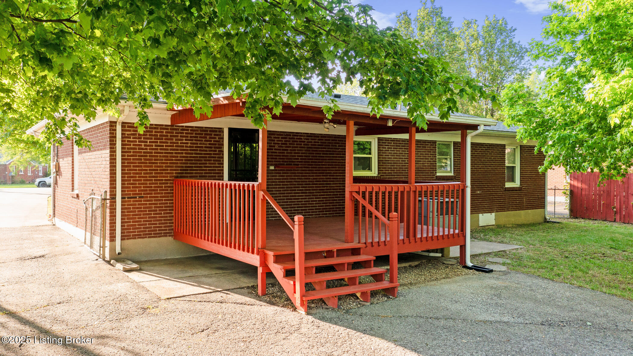 6515 Upper Hunters Trace