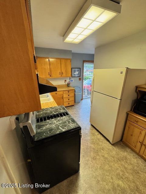 8024 N Blake Ln, Louisville