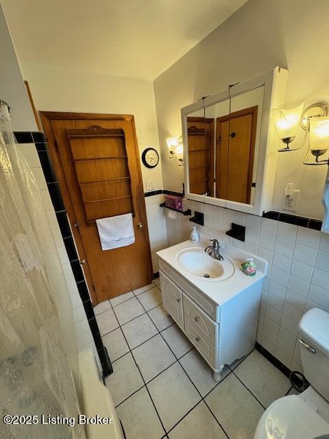 8024 N Blake Ln, Louisville