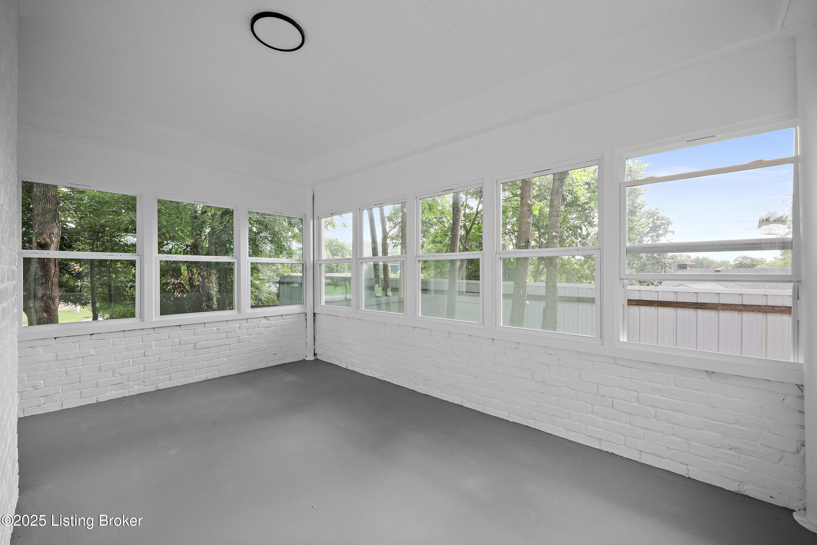 952 Palatka Rd