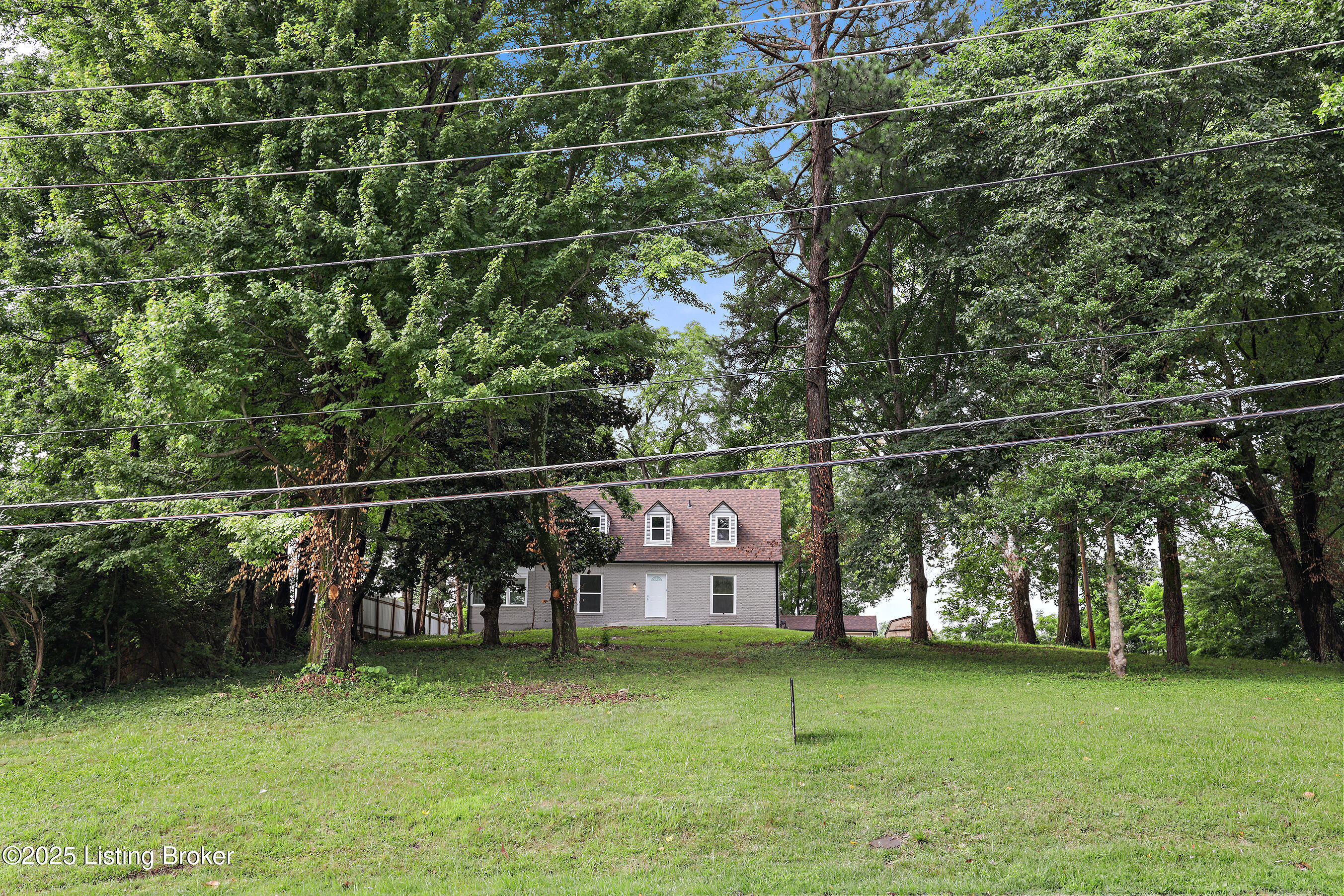 952 Palatka Rd
