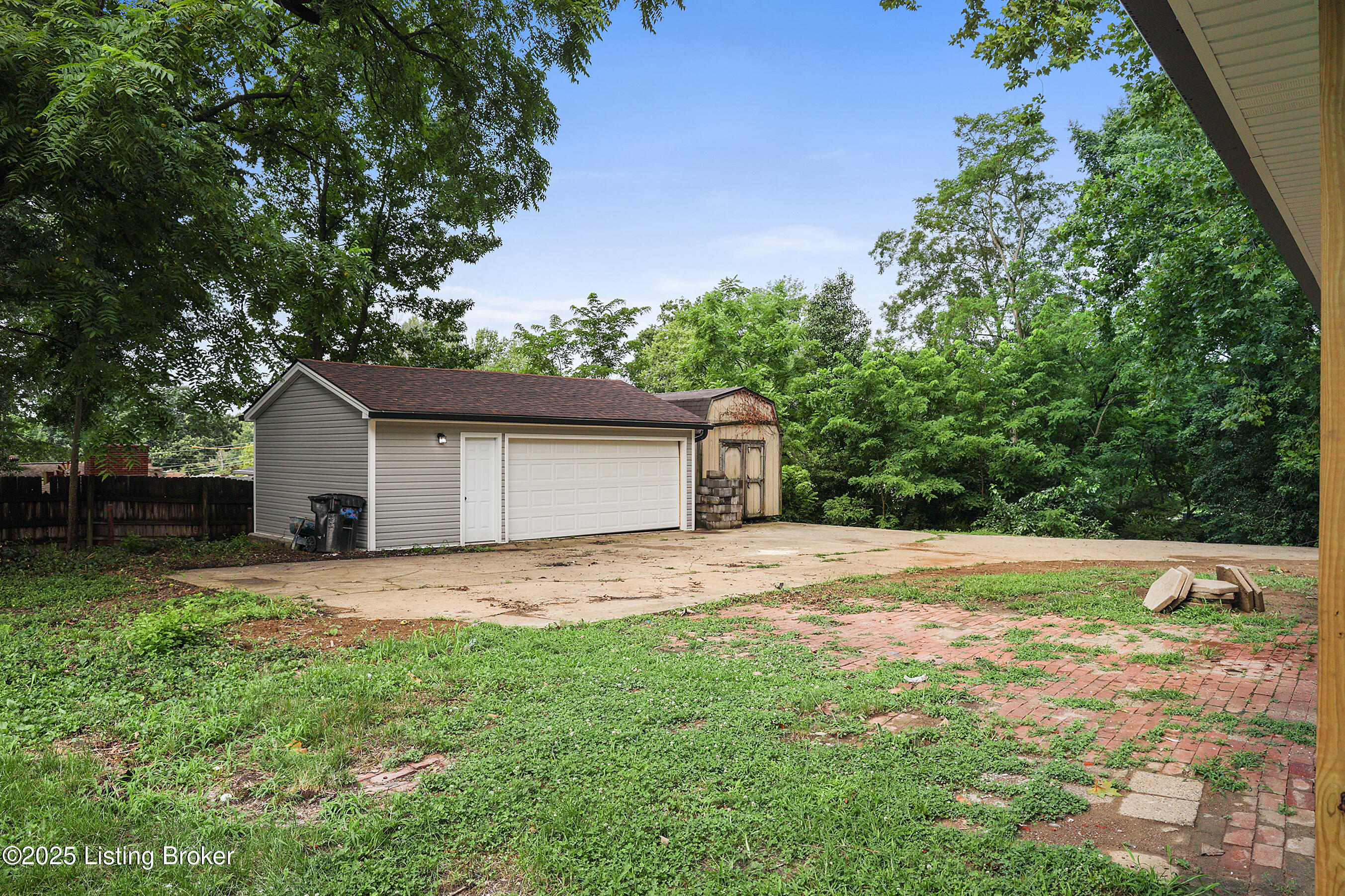 952 Palatka Rd