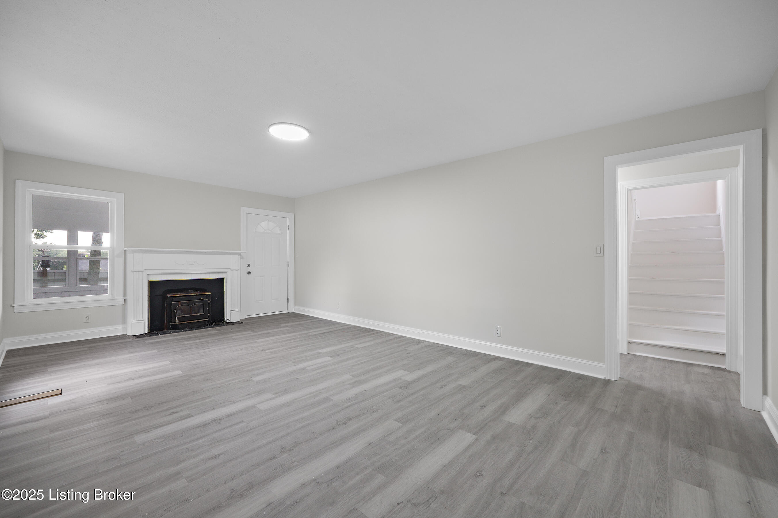 952 Palatka Rd