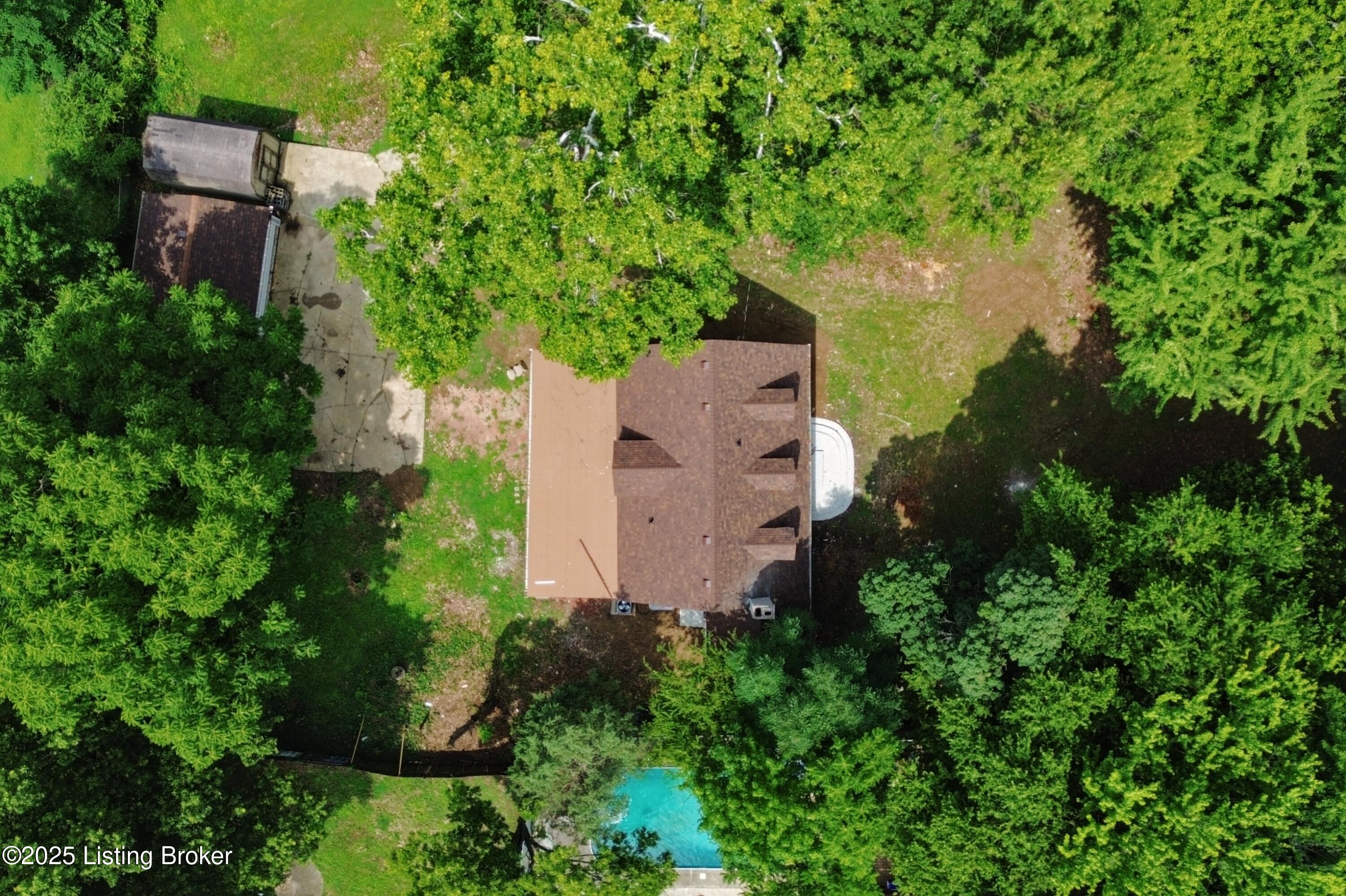 952 Palatka Rd