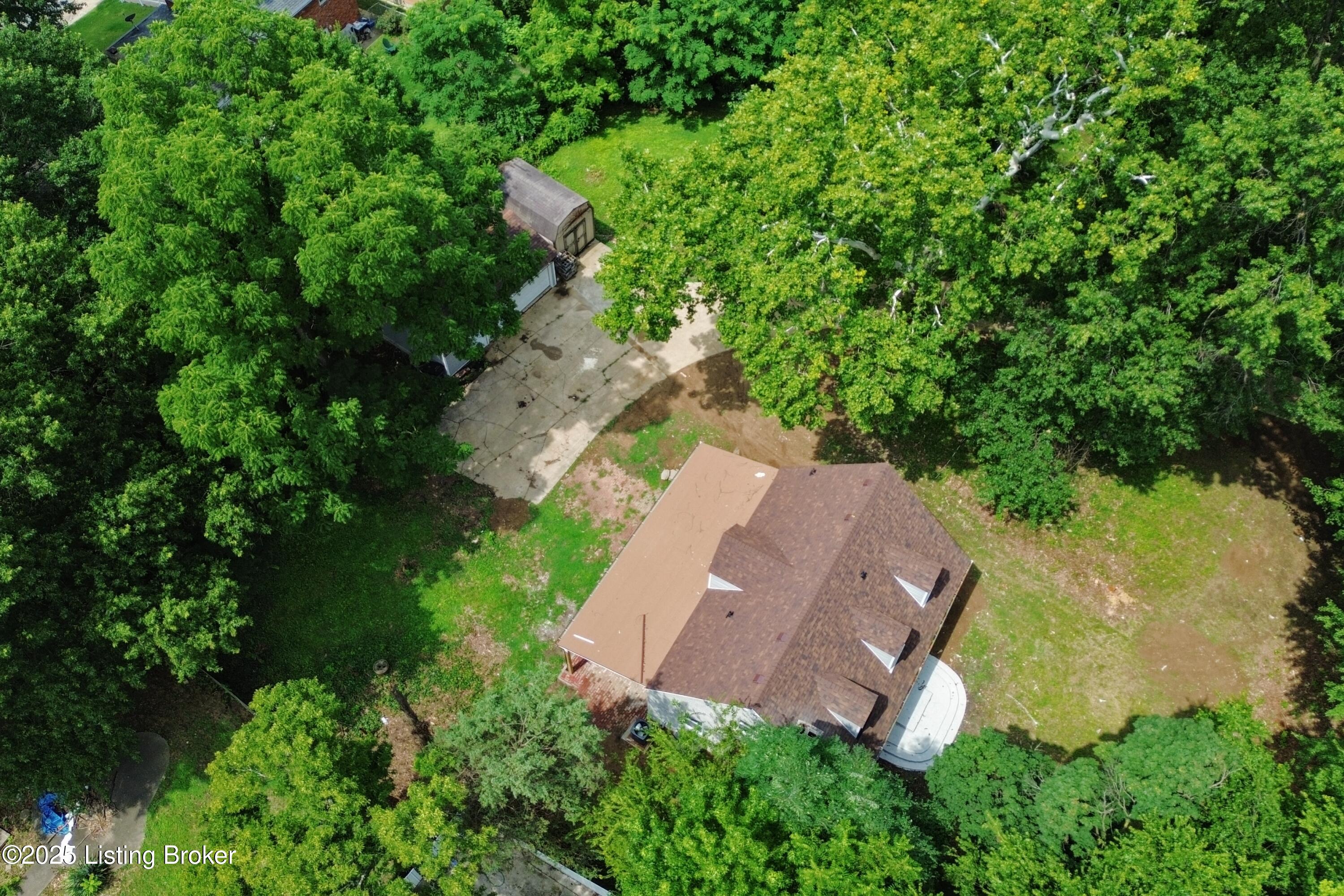 952 Palatka Rd