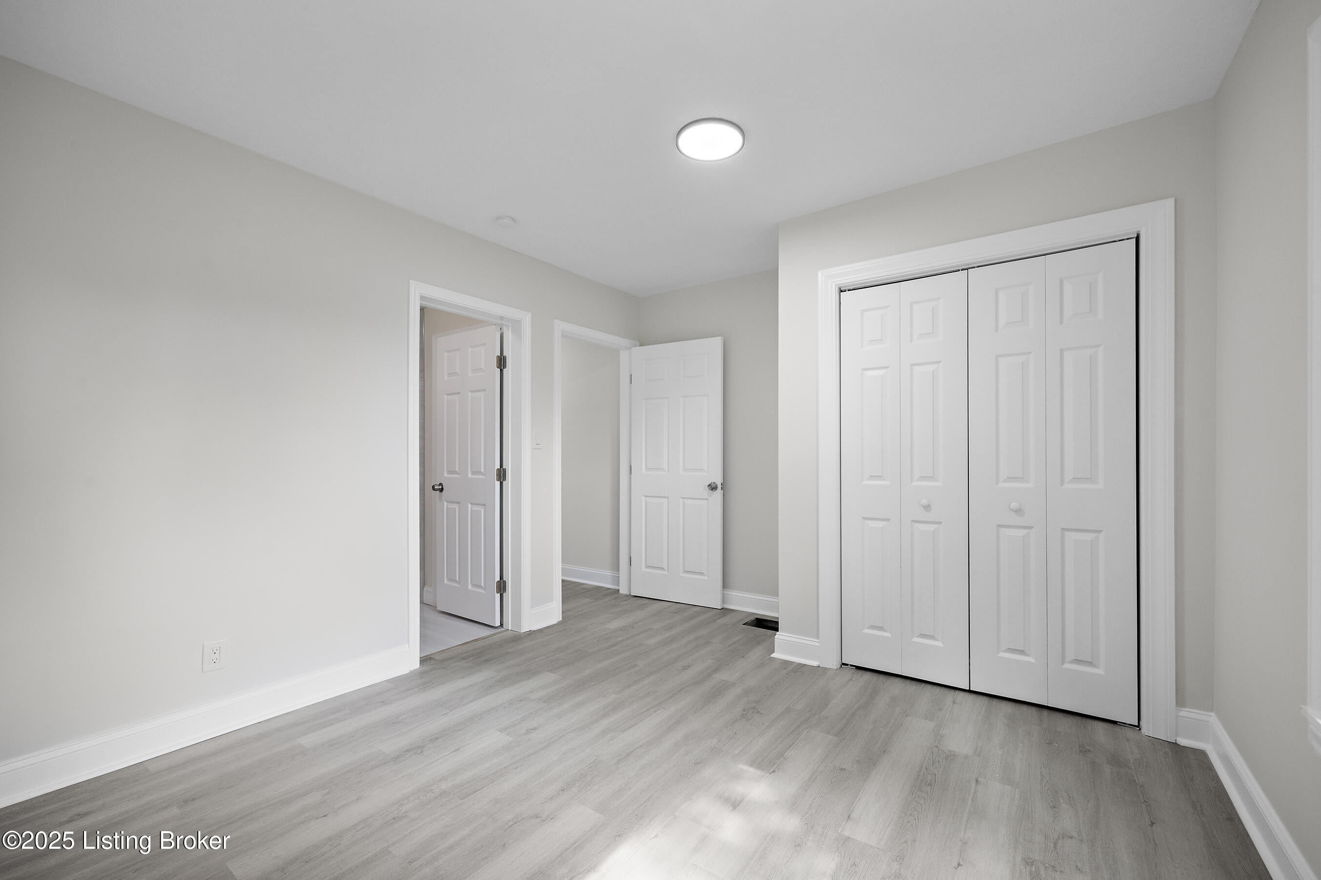 952 Palatka Rd