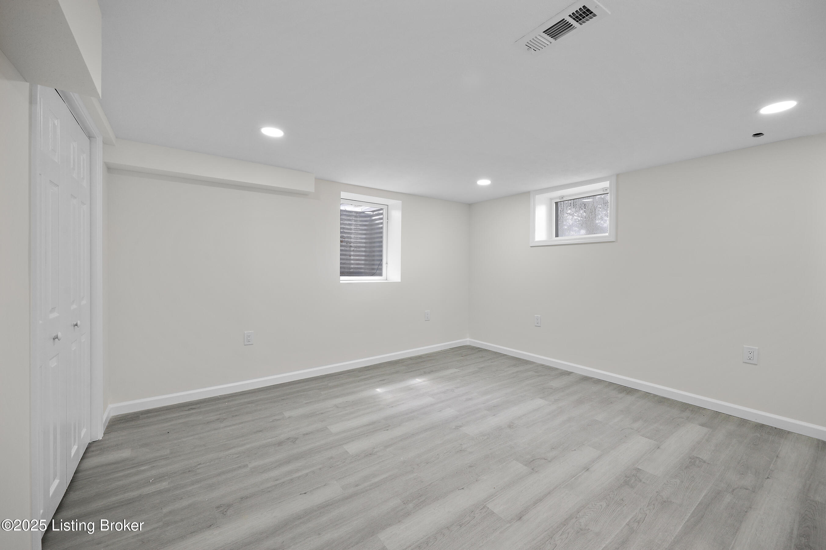 952 Palatka Rd