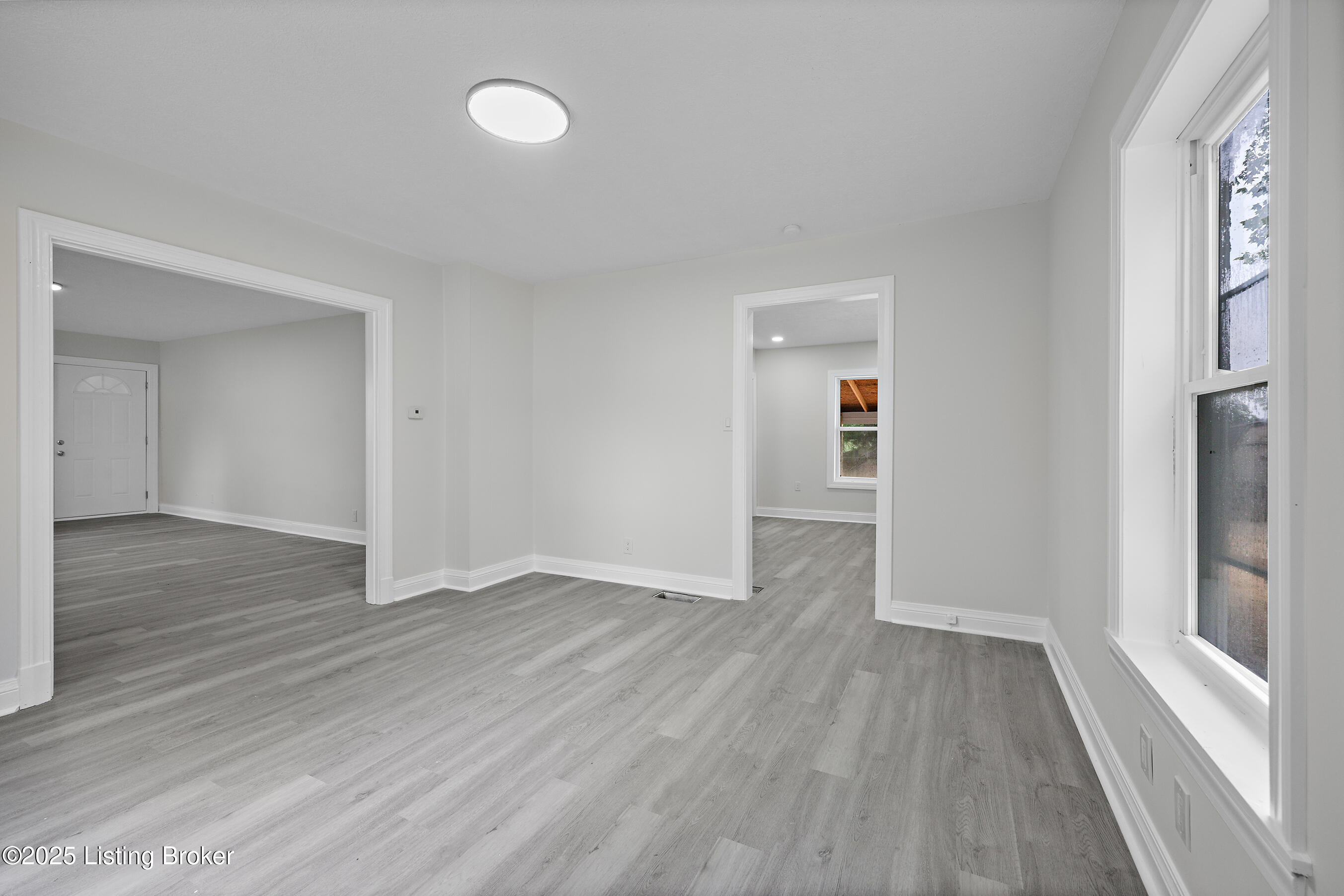 952 Palatka Rd