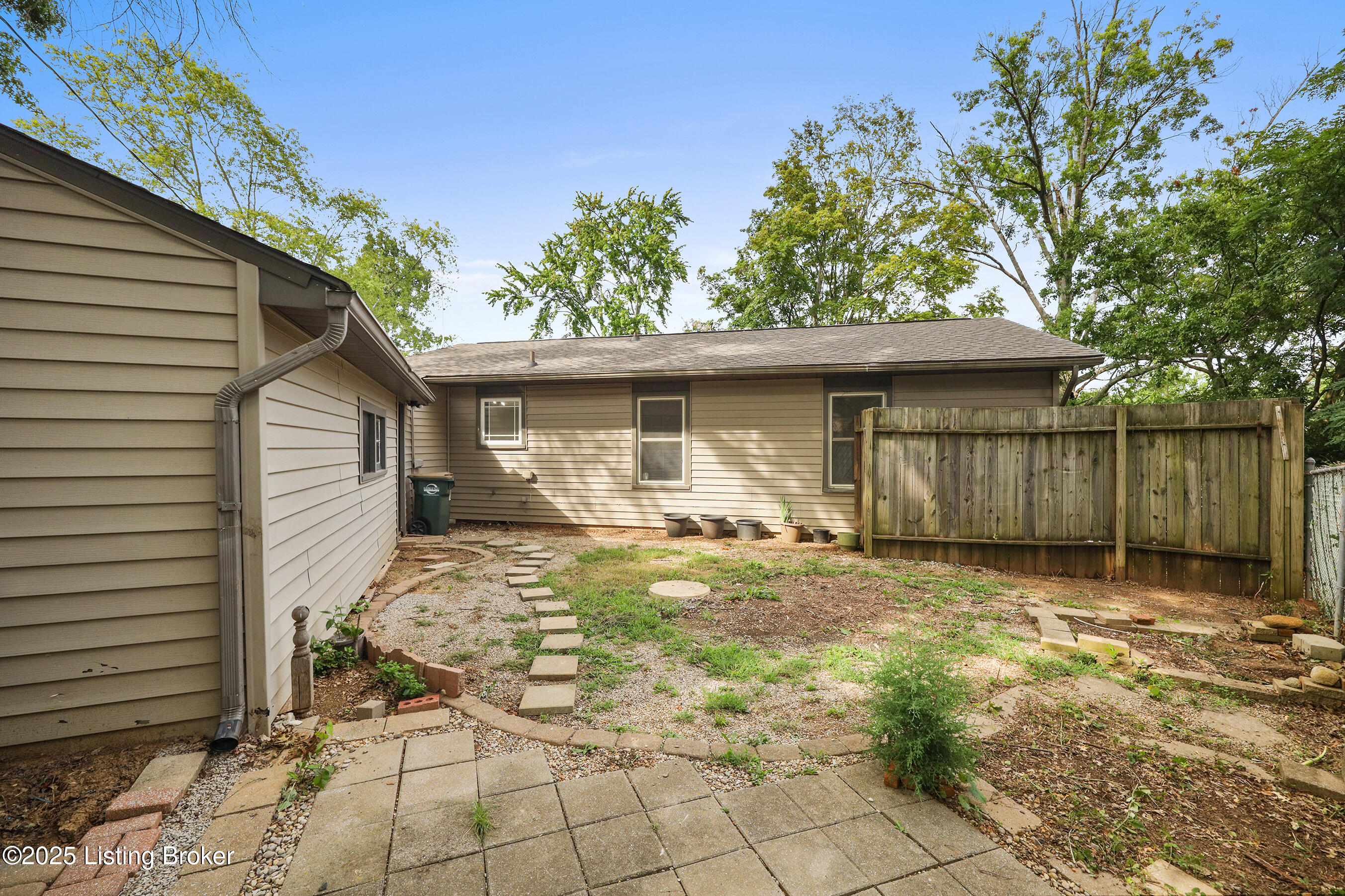 3128 Lynnwood Way