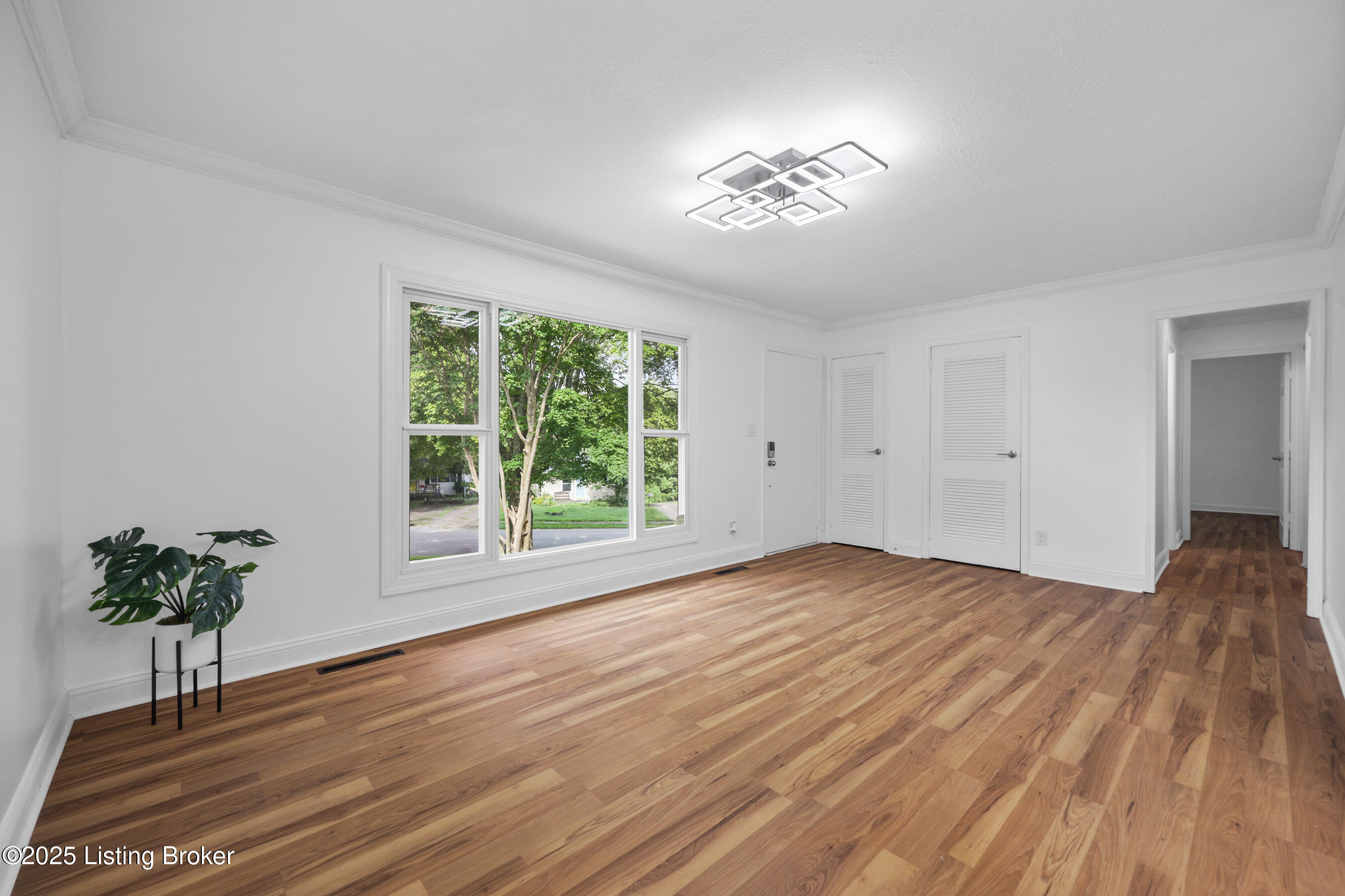 3128 Lynnwood Way