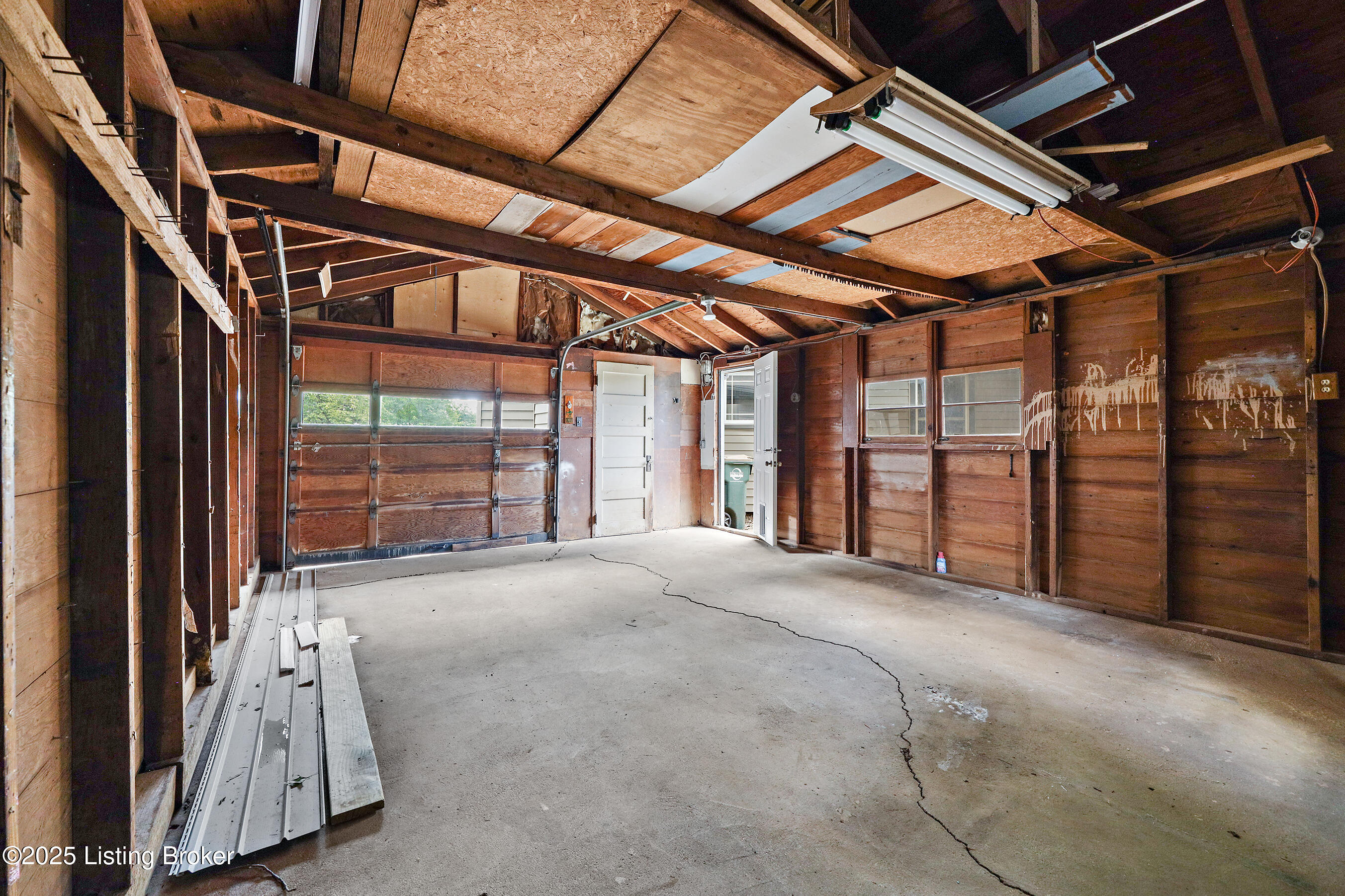 3128 Lynnwood Way