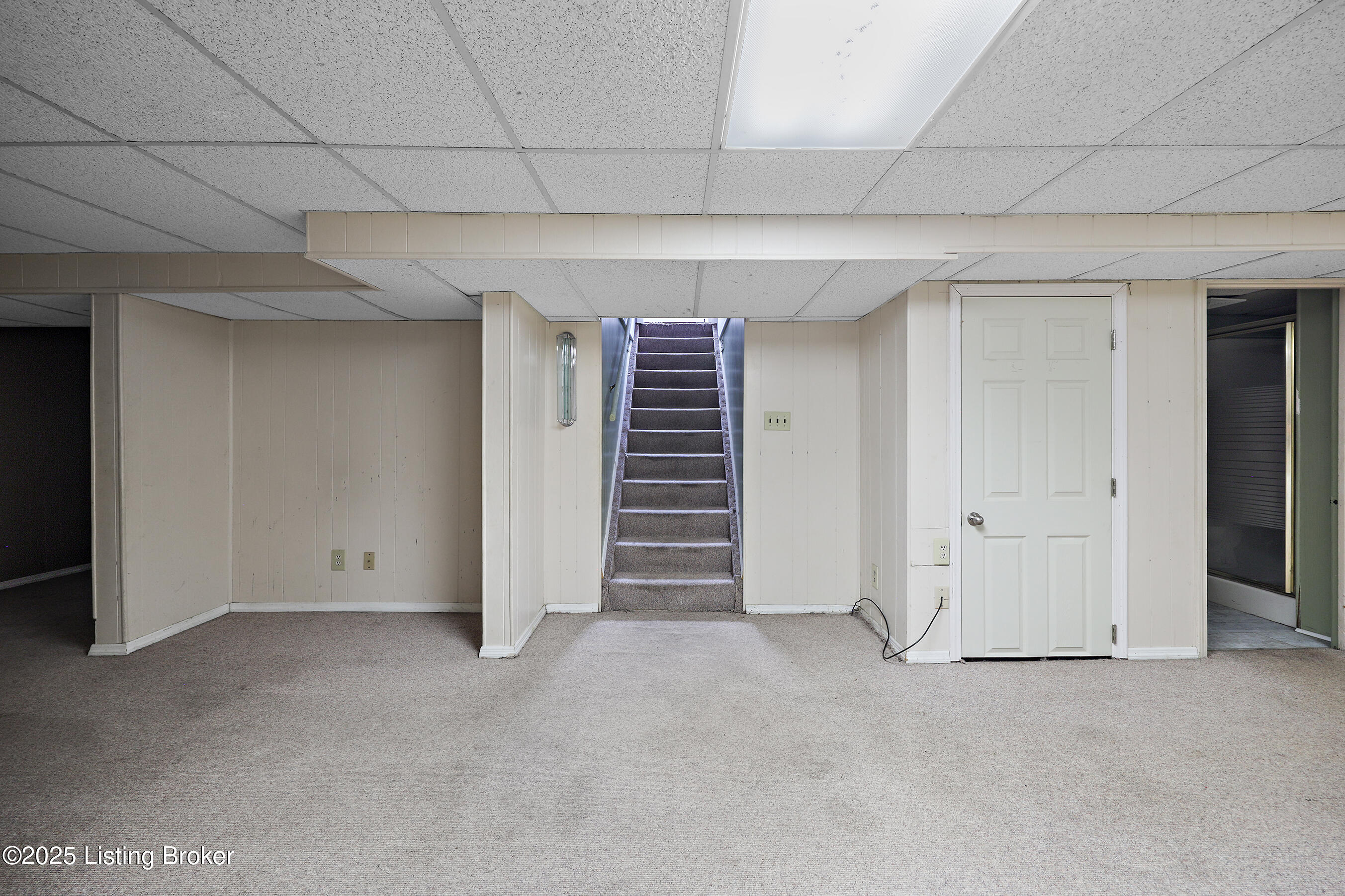 5419 Tracy Way