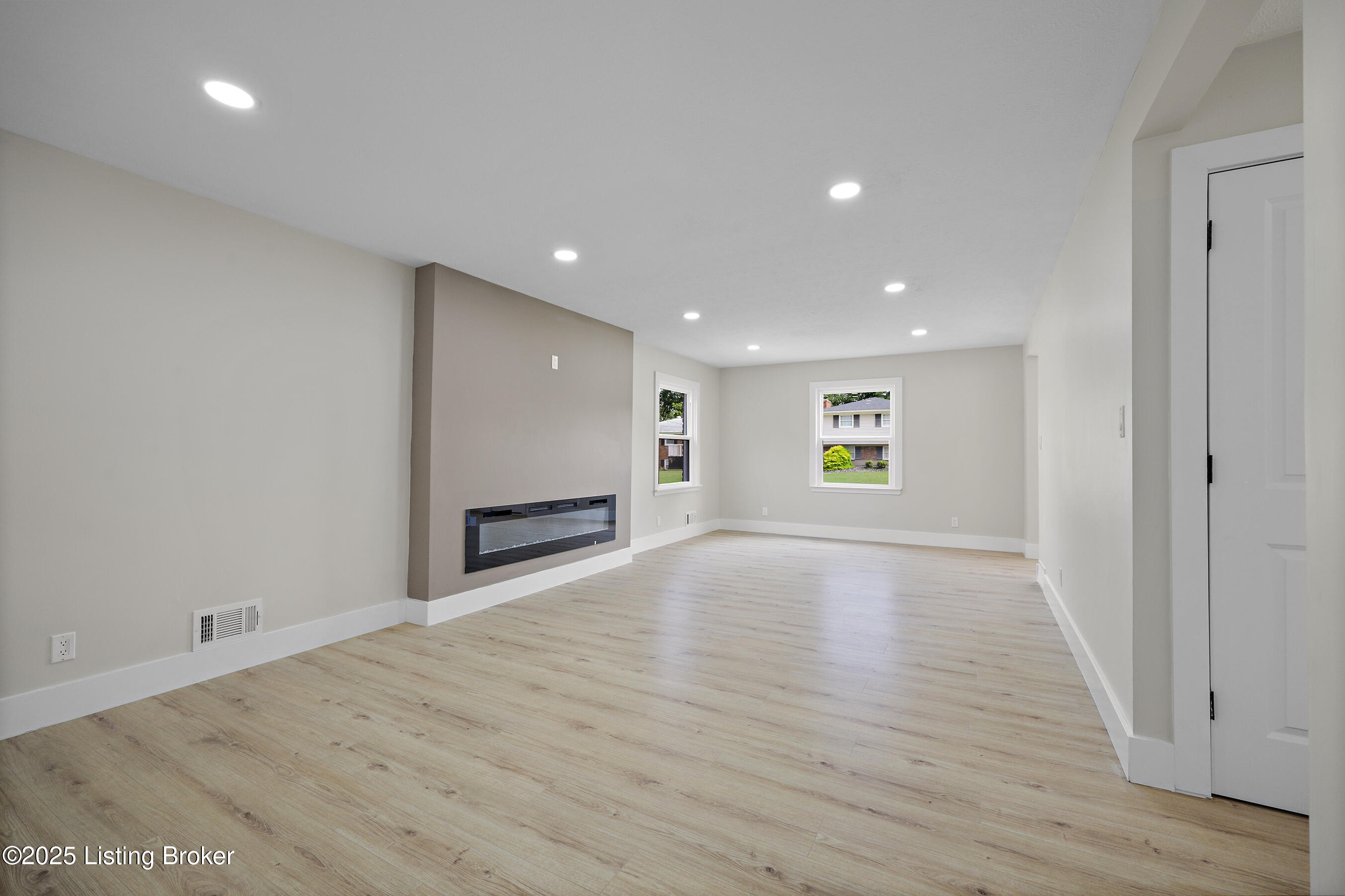 6938 Norlynn Dr