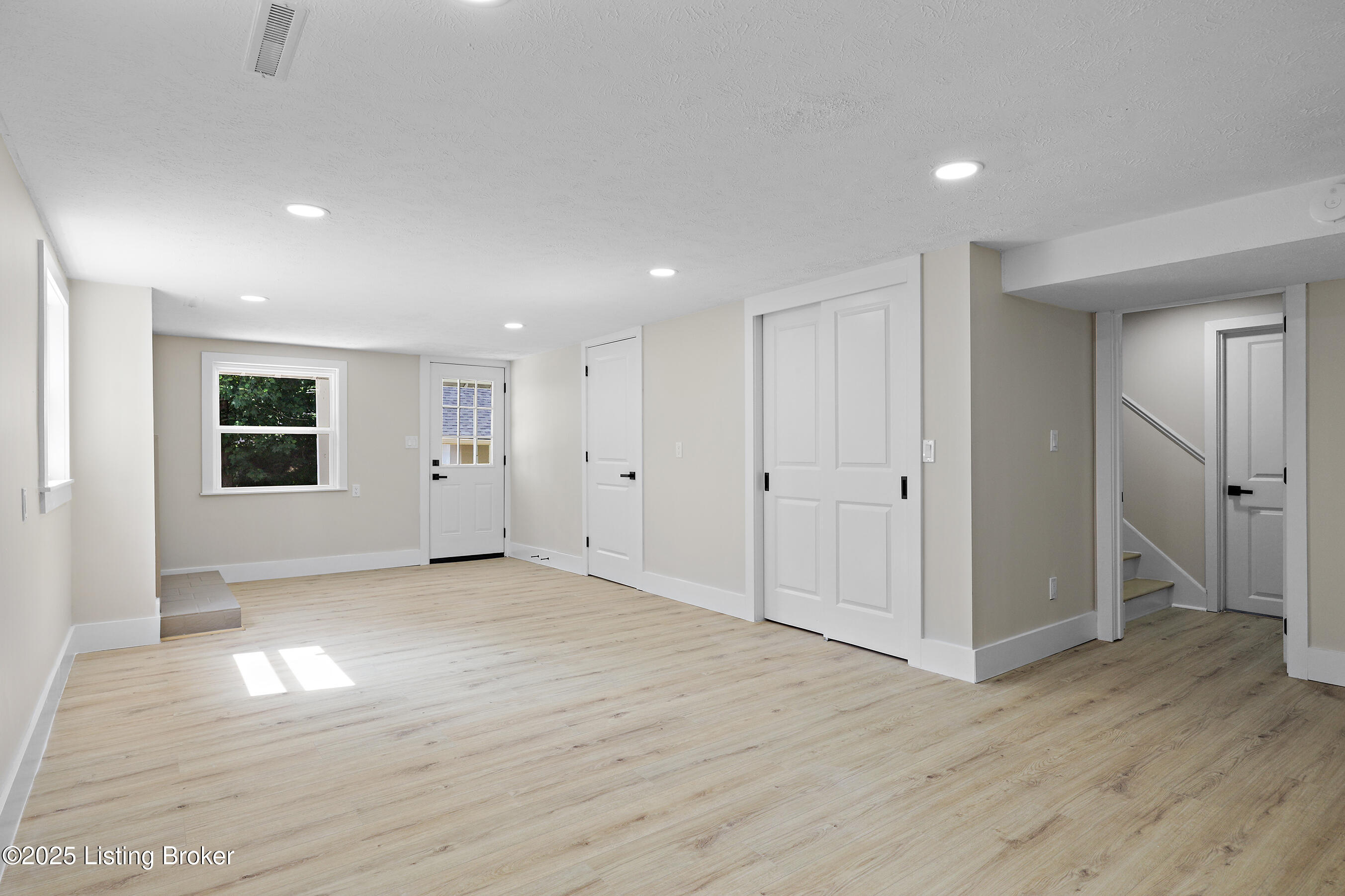 6938 Norlynn Dr