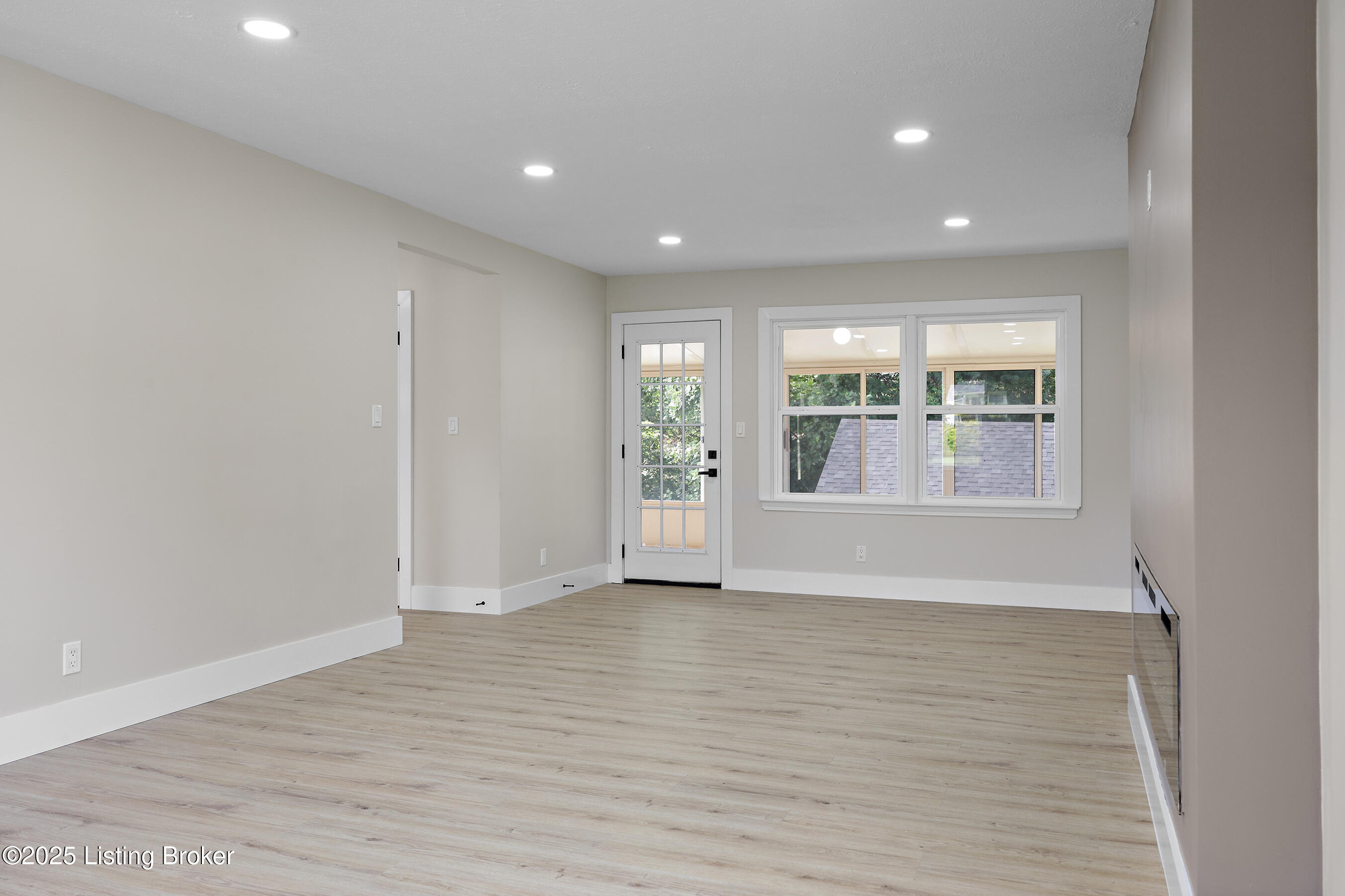 6938 Norlynn Dr