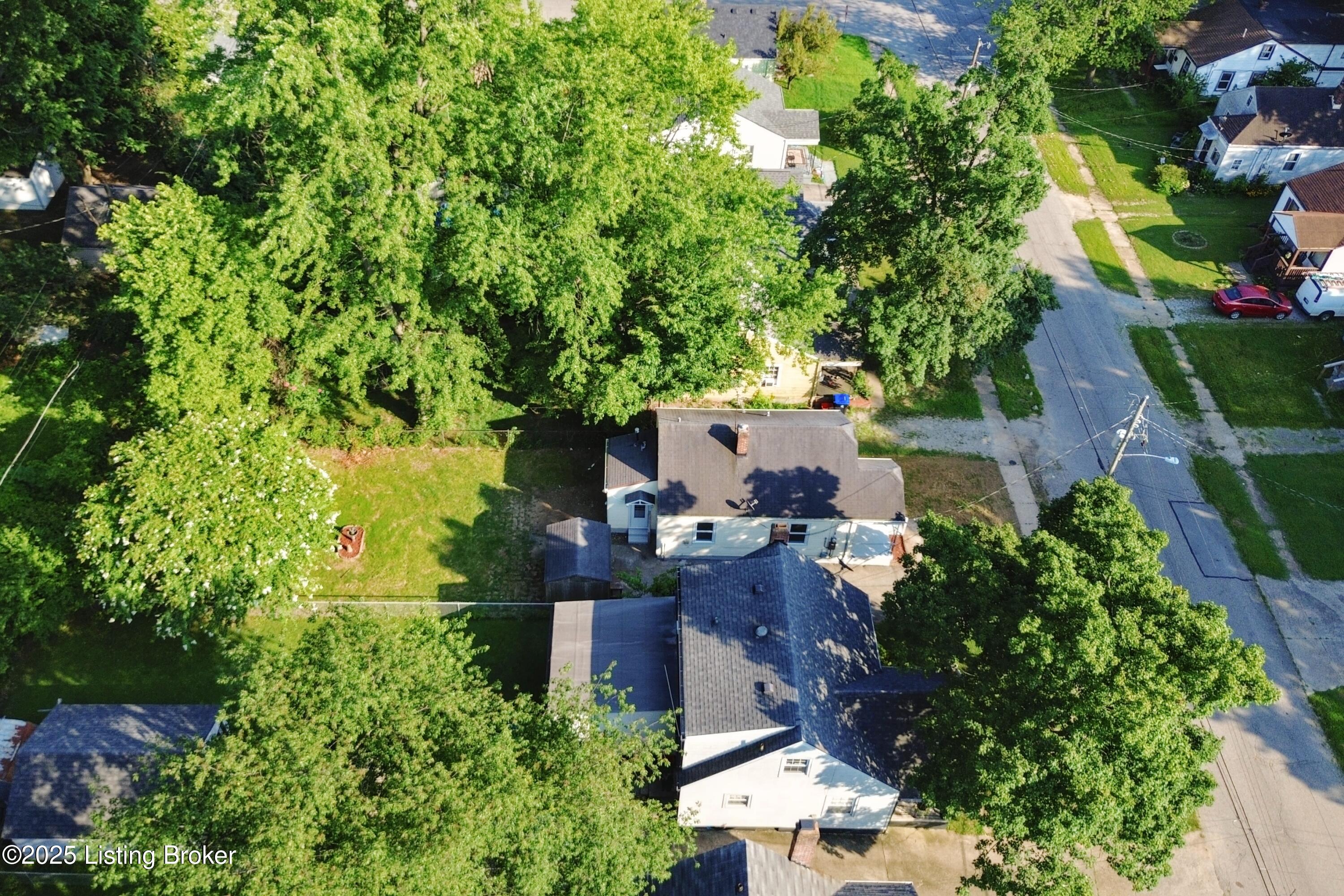 1409 Thornberry Ave