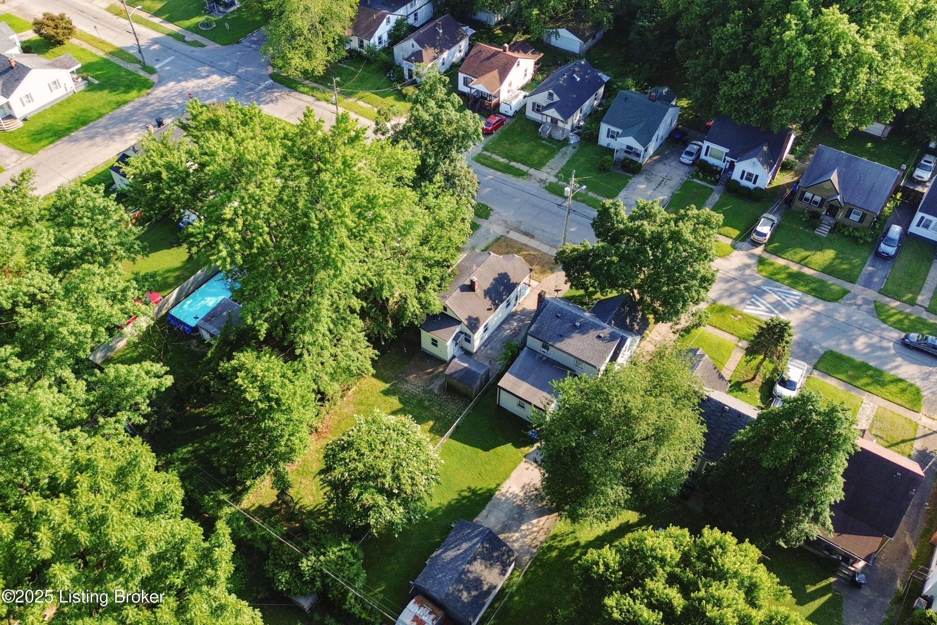 1409 Thornberry Ave