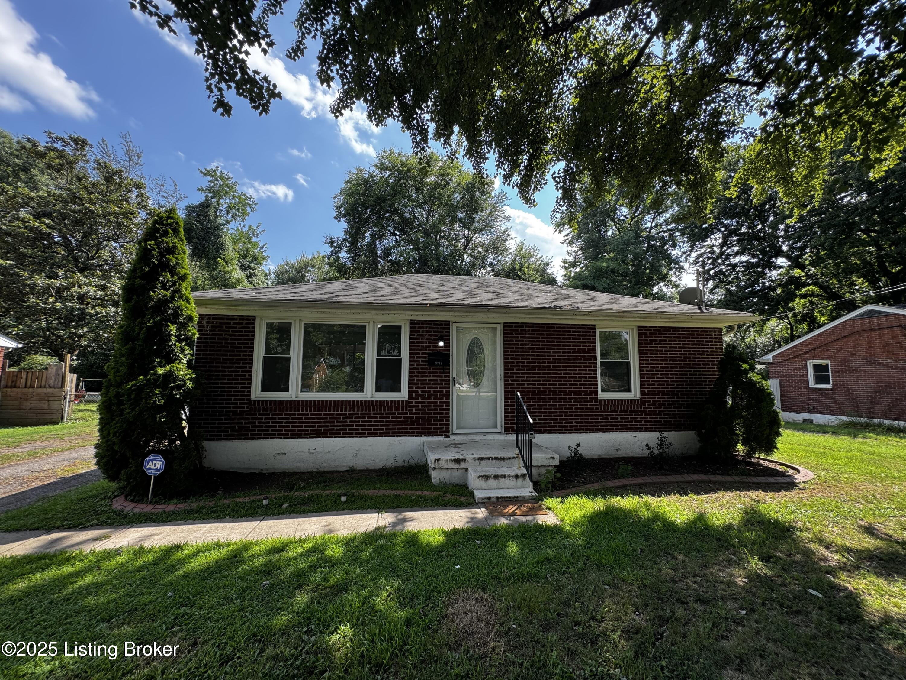 3218 Donald Dr