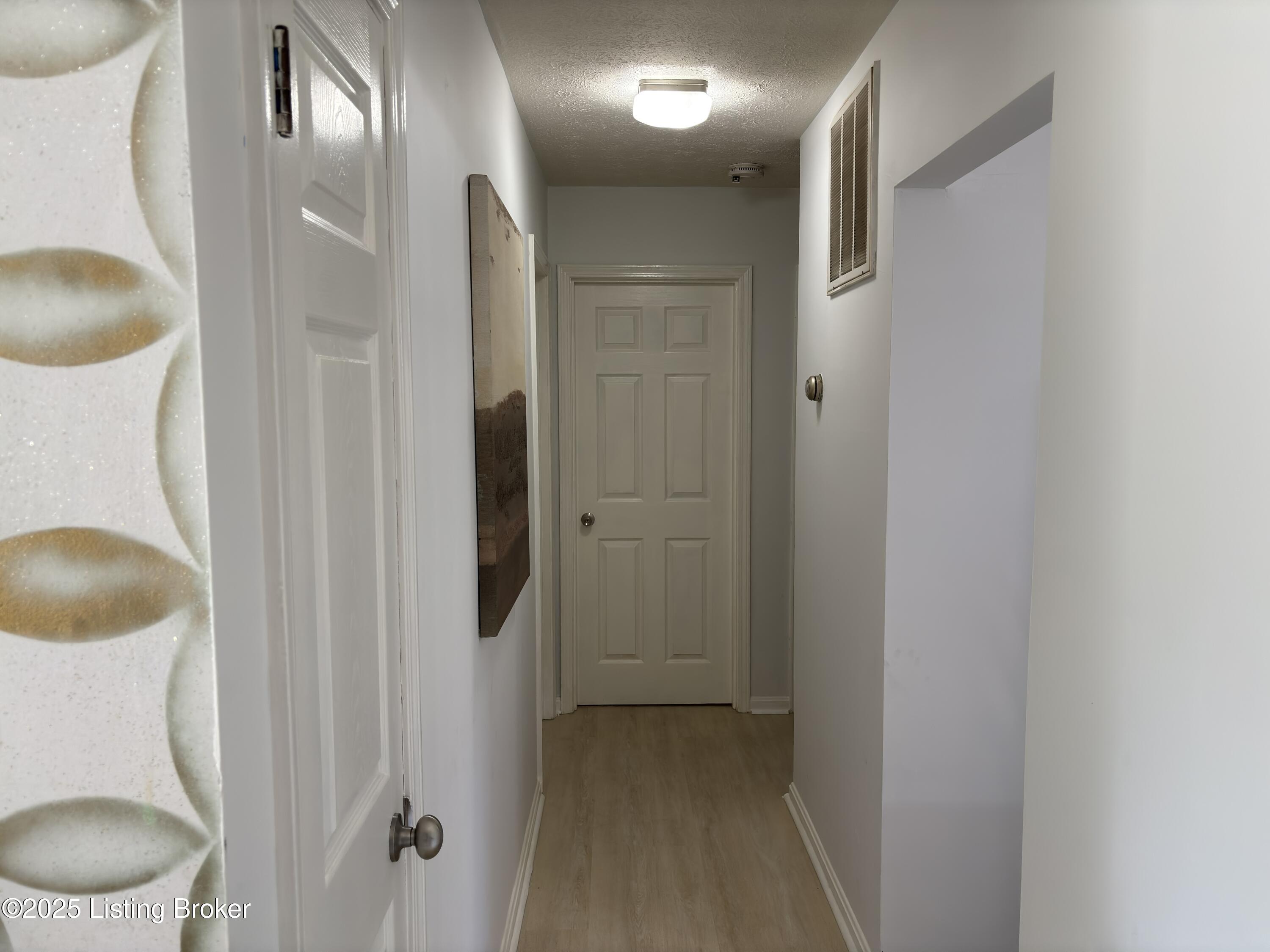 4001 Britt Ln, Louisville