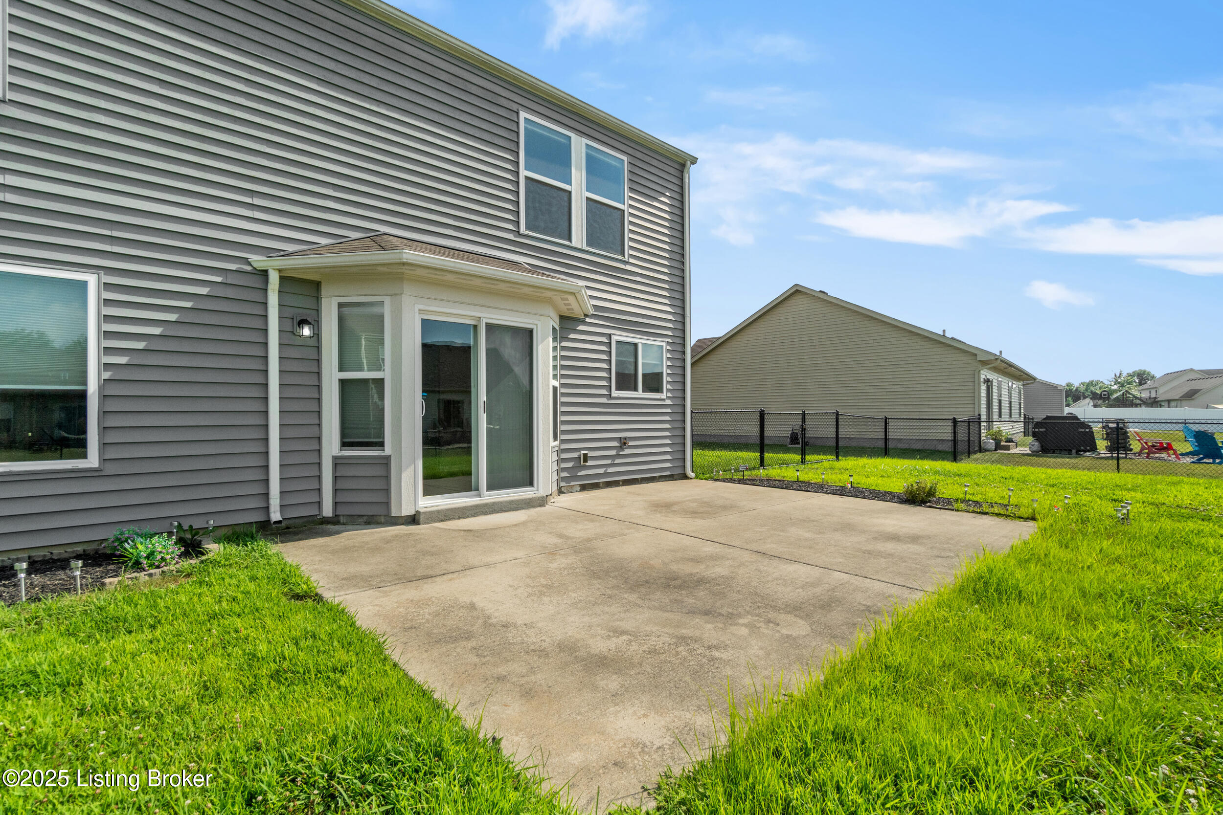 138 Boulders West Dr