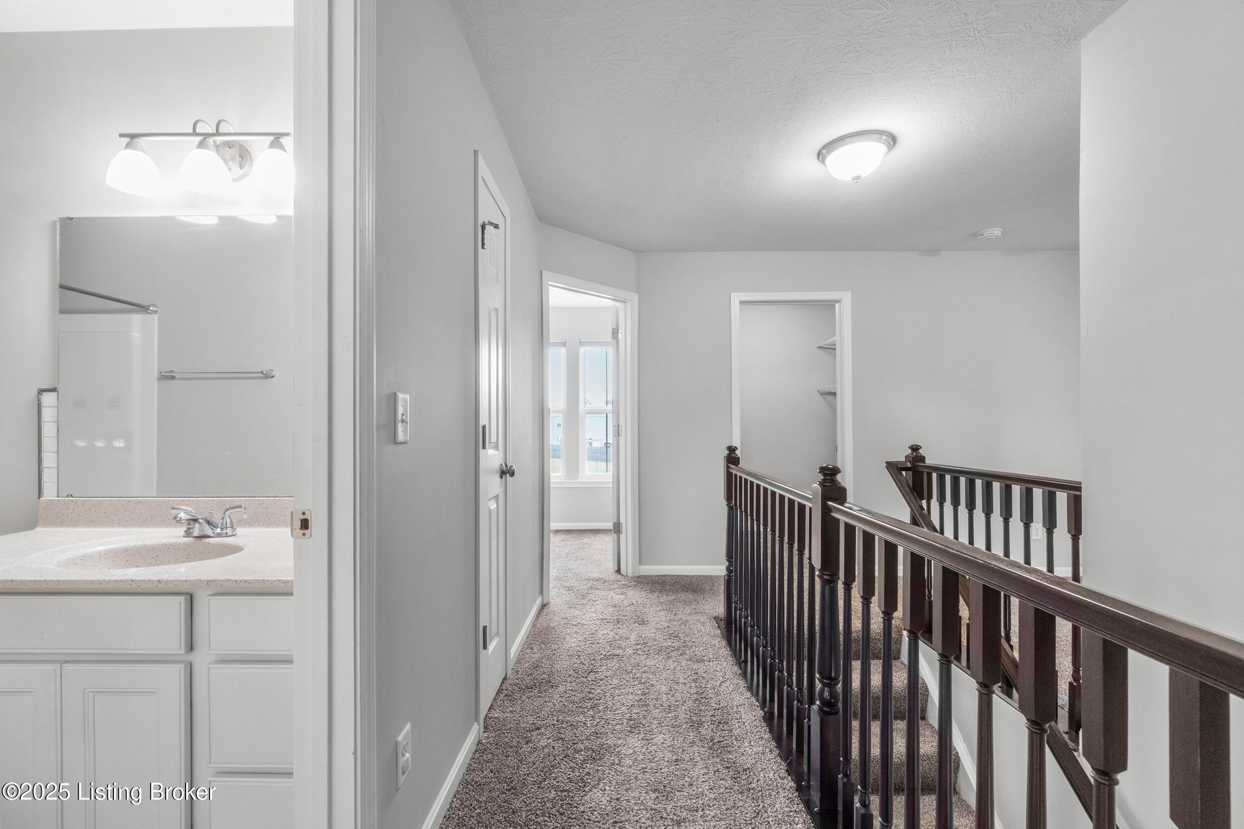 138 Boulders West Dr