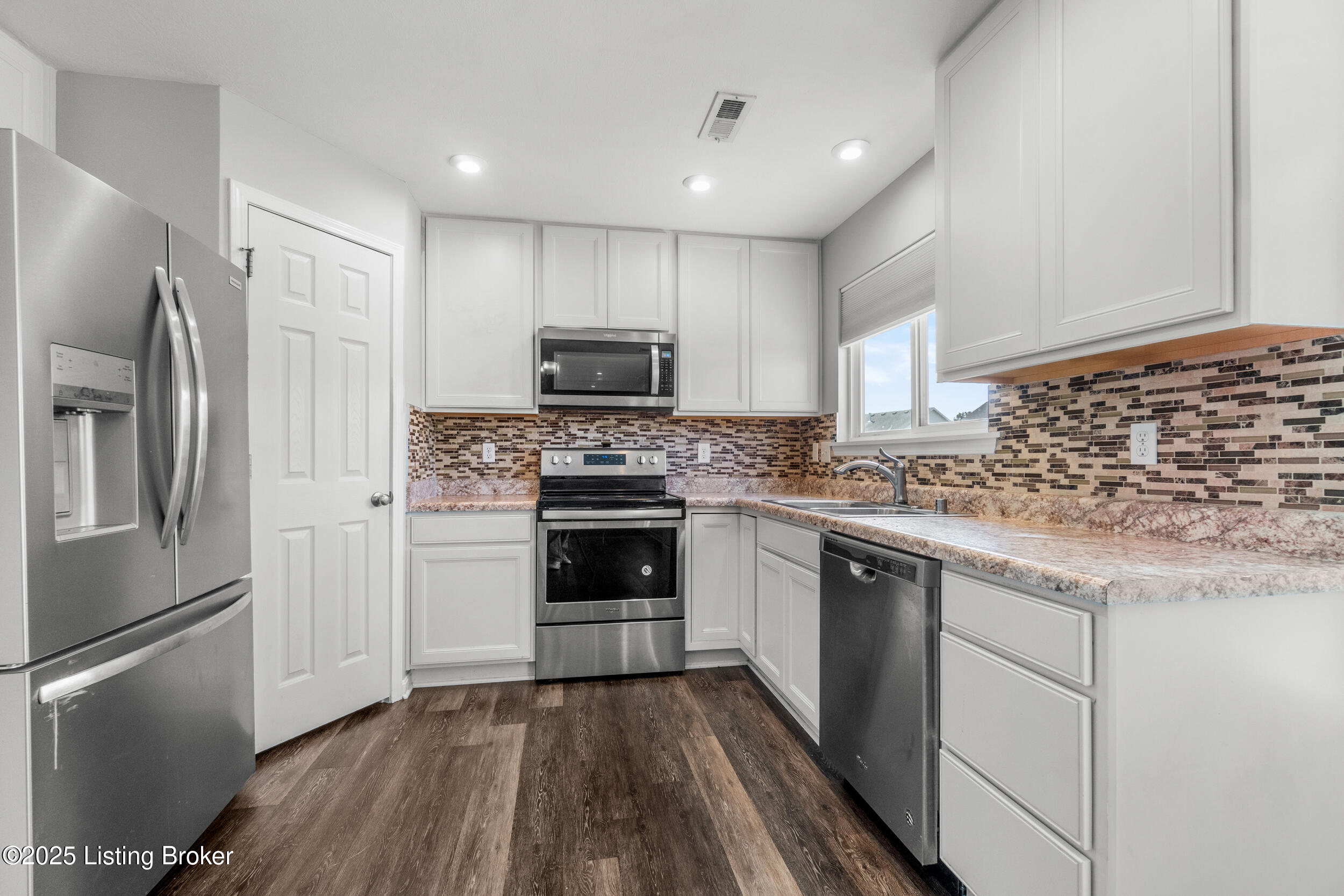 138 Boulders West Dr