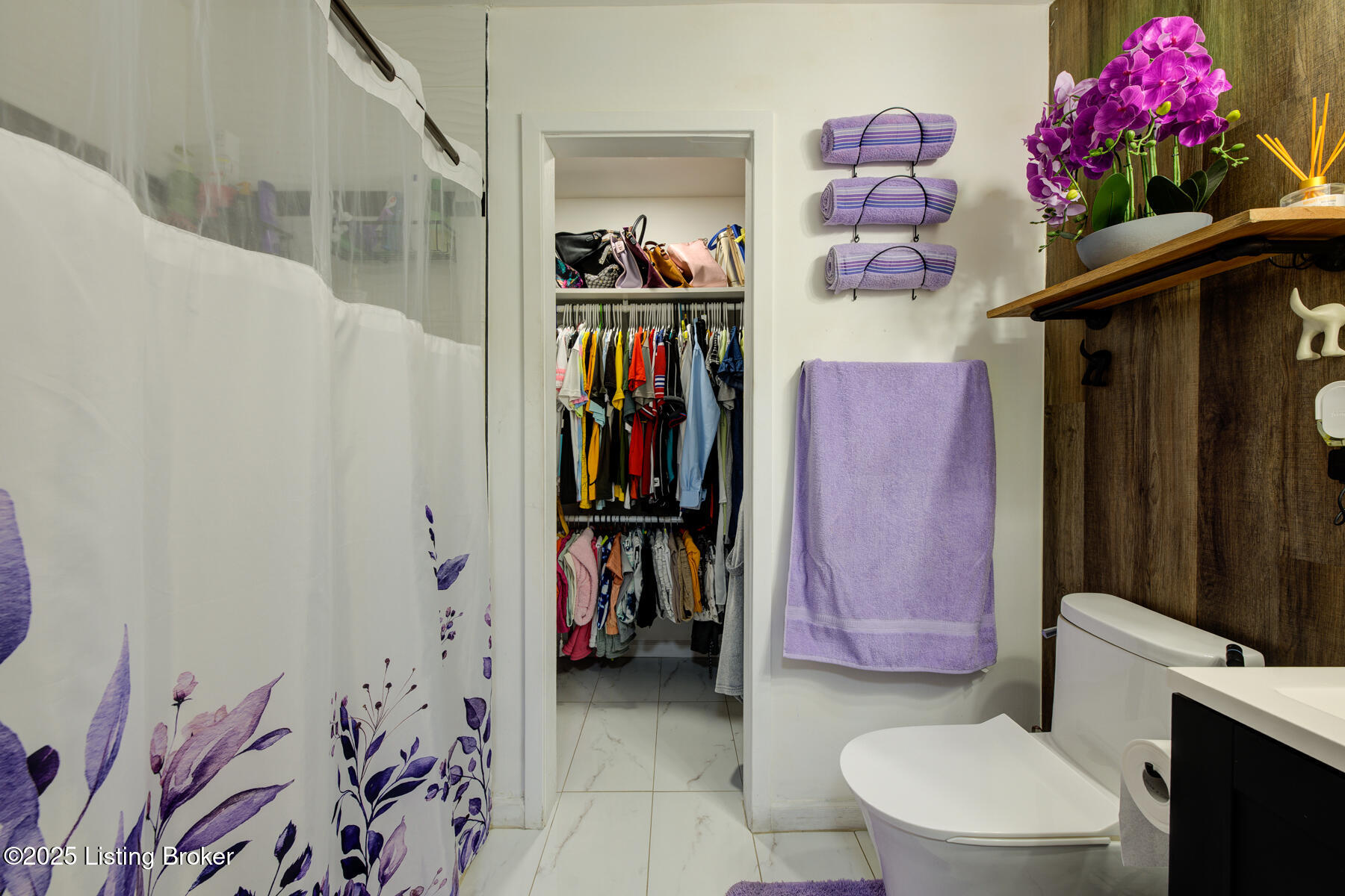 4201 Saint Francis Ln