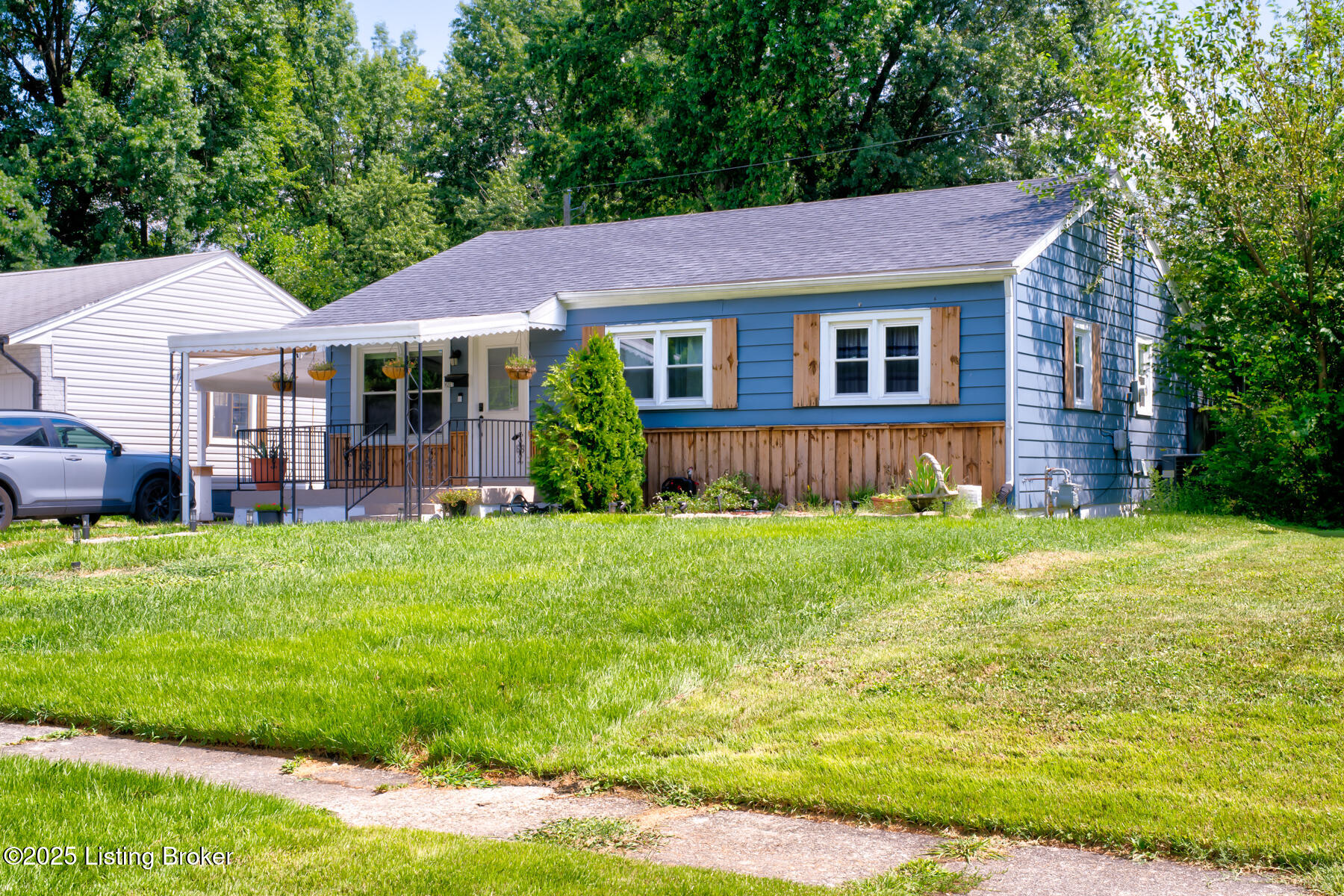 4201 Saint Francis Ln