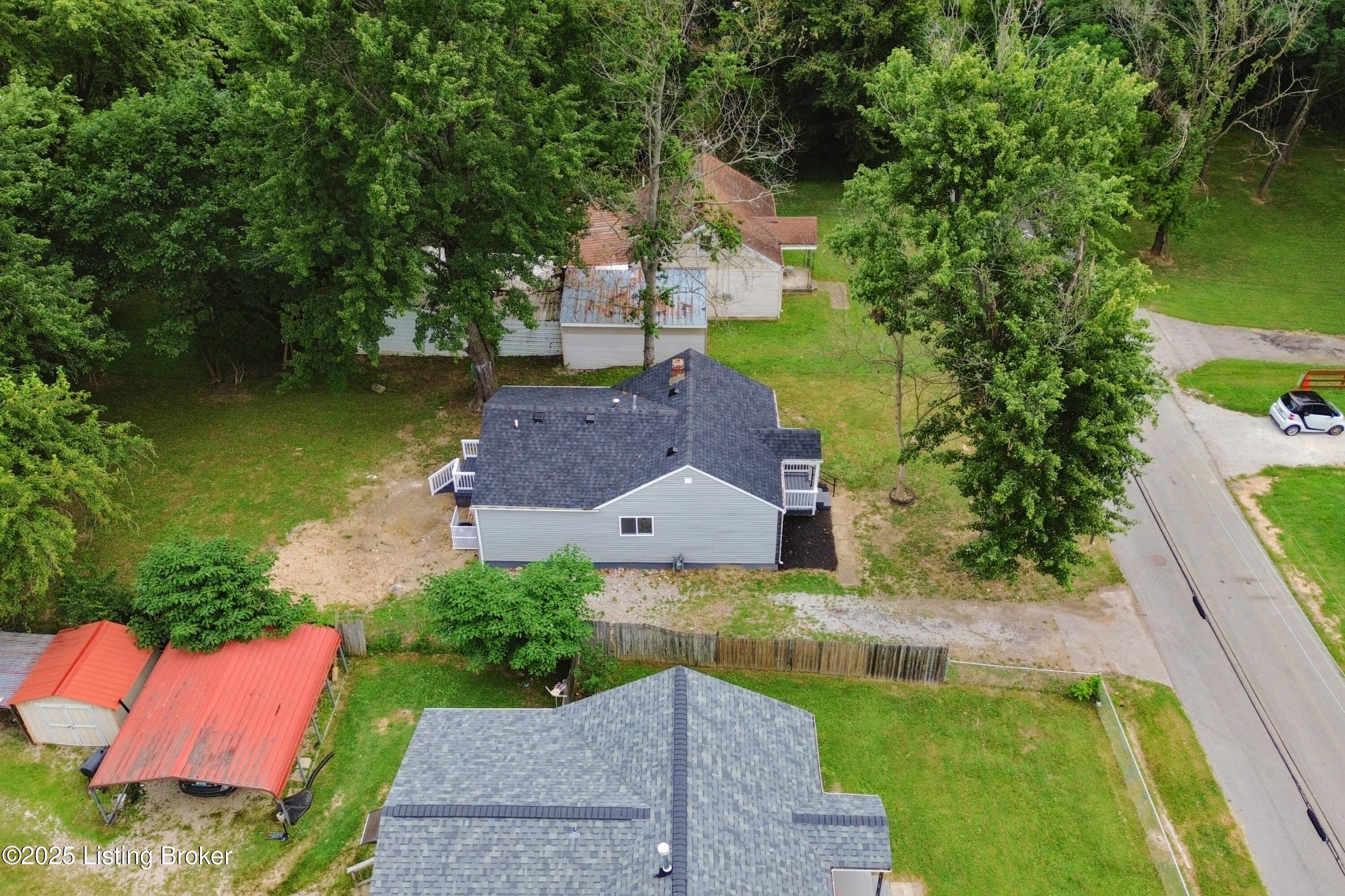 6814 Memory Ln