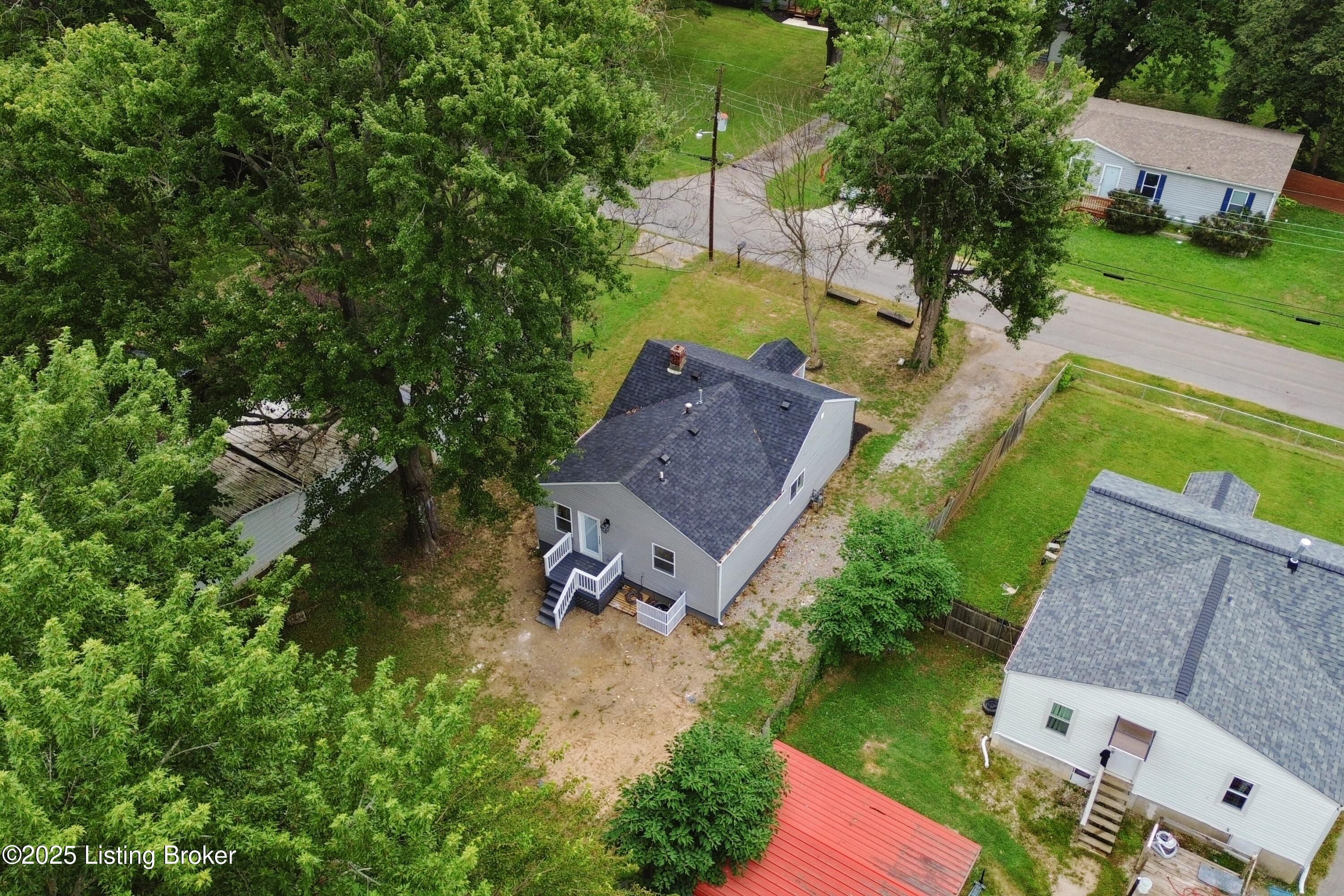 6814 Memory Ln