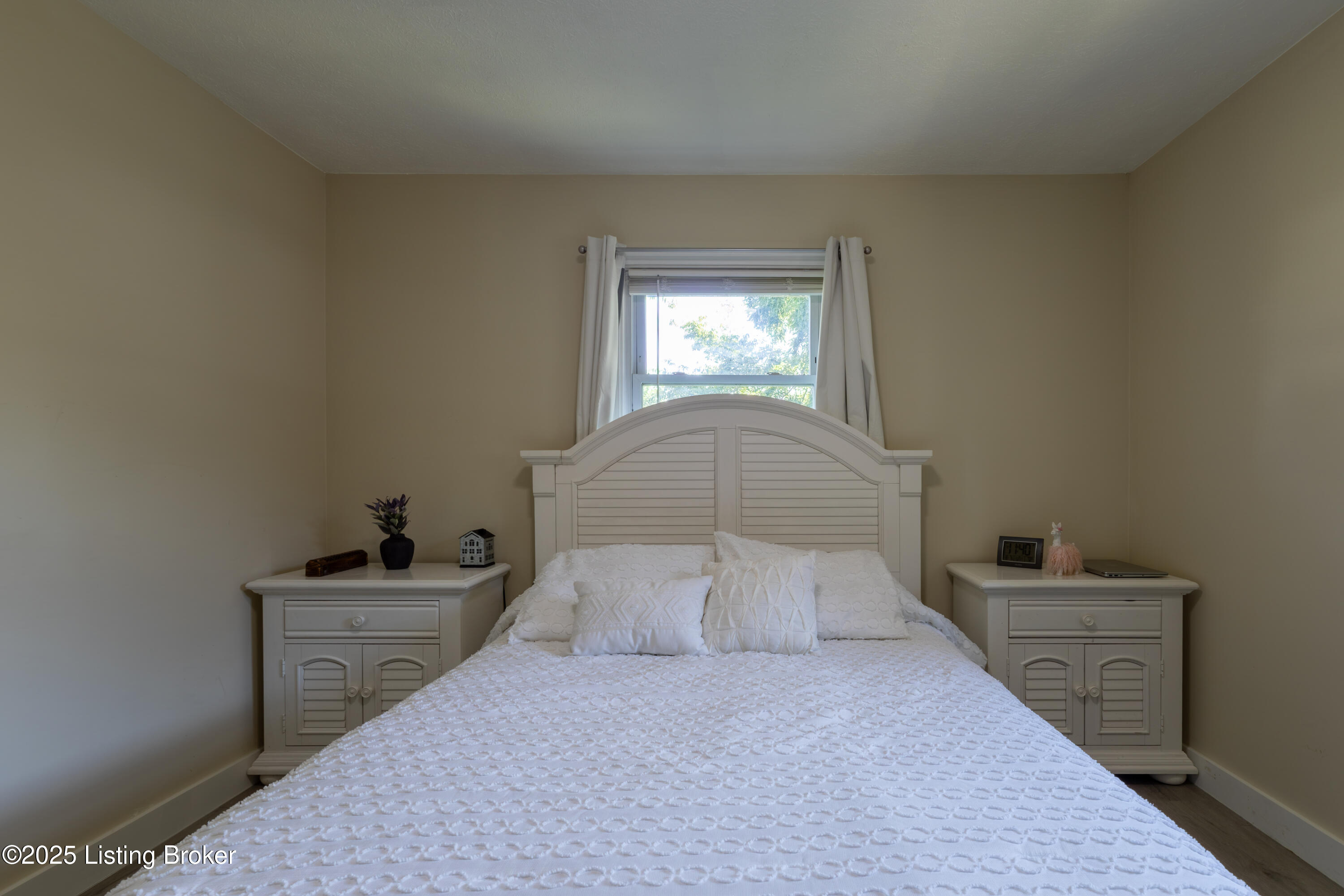 7915 Judge Blvd, Louisville