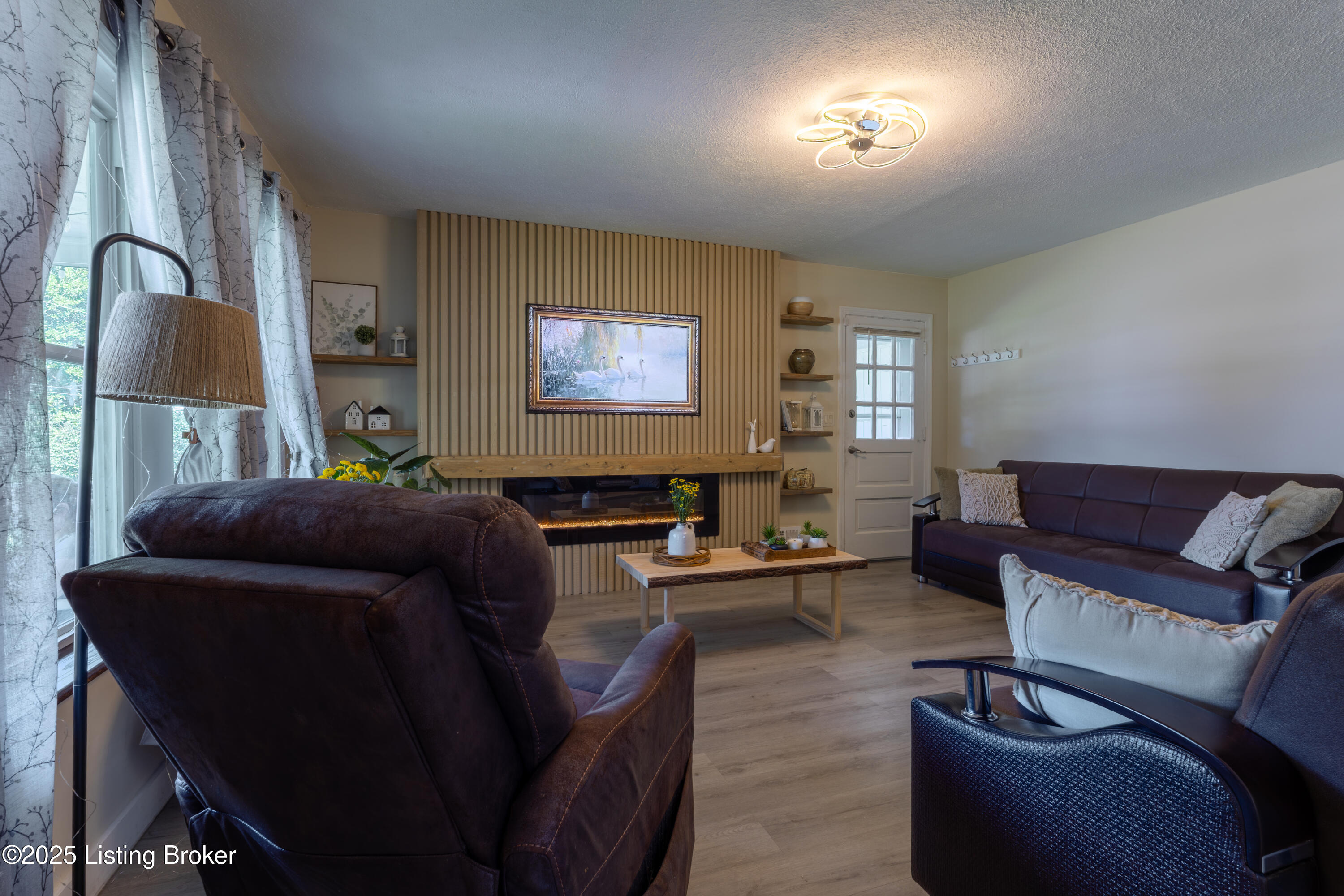 7915 Judge Blvd, Louisville