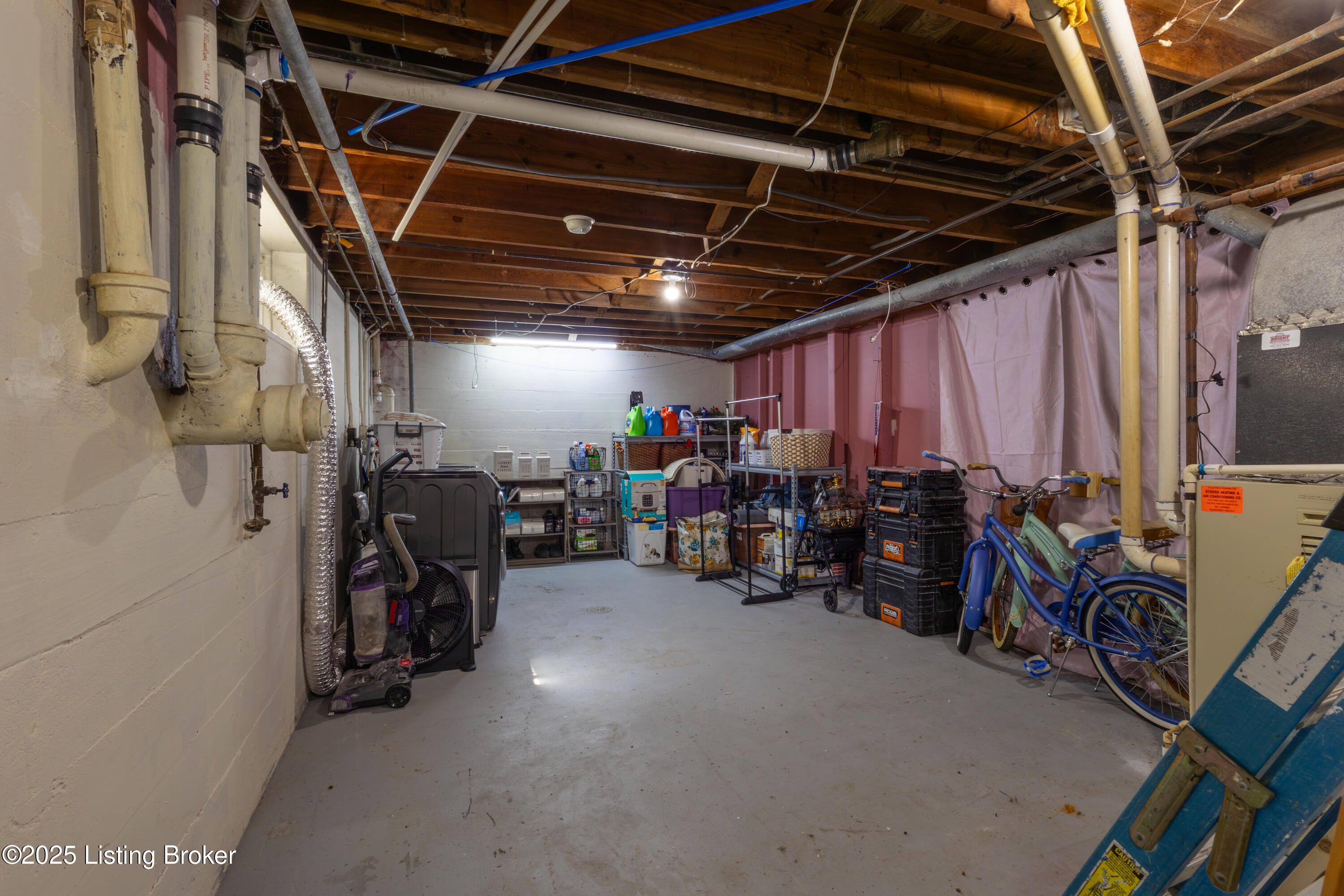 7915 Judge Blvd, Louisville