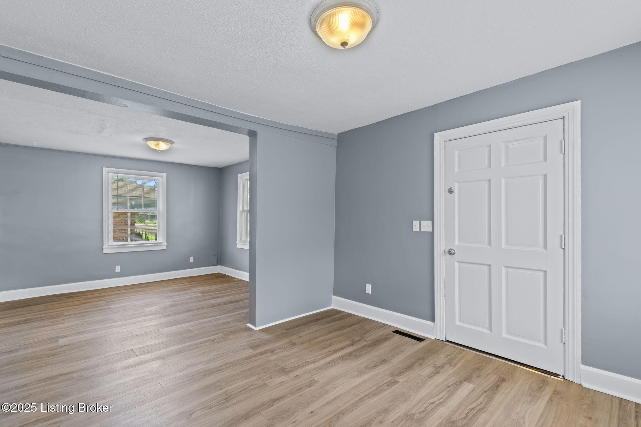 3314 Van Winkle Dr