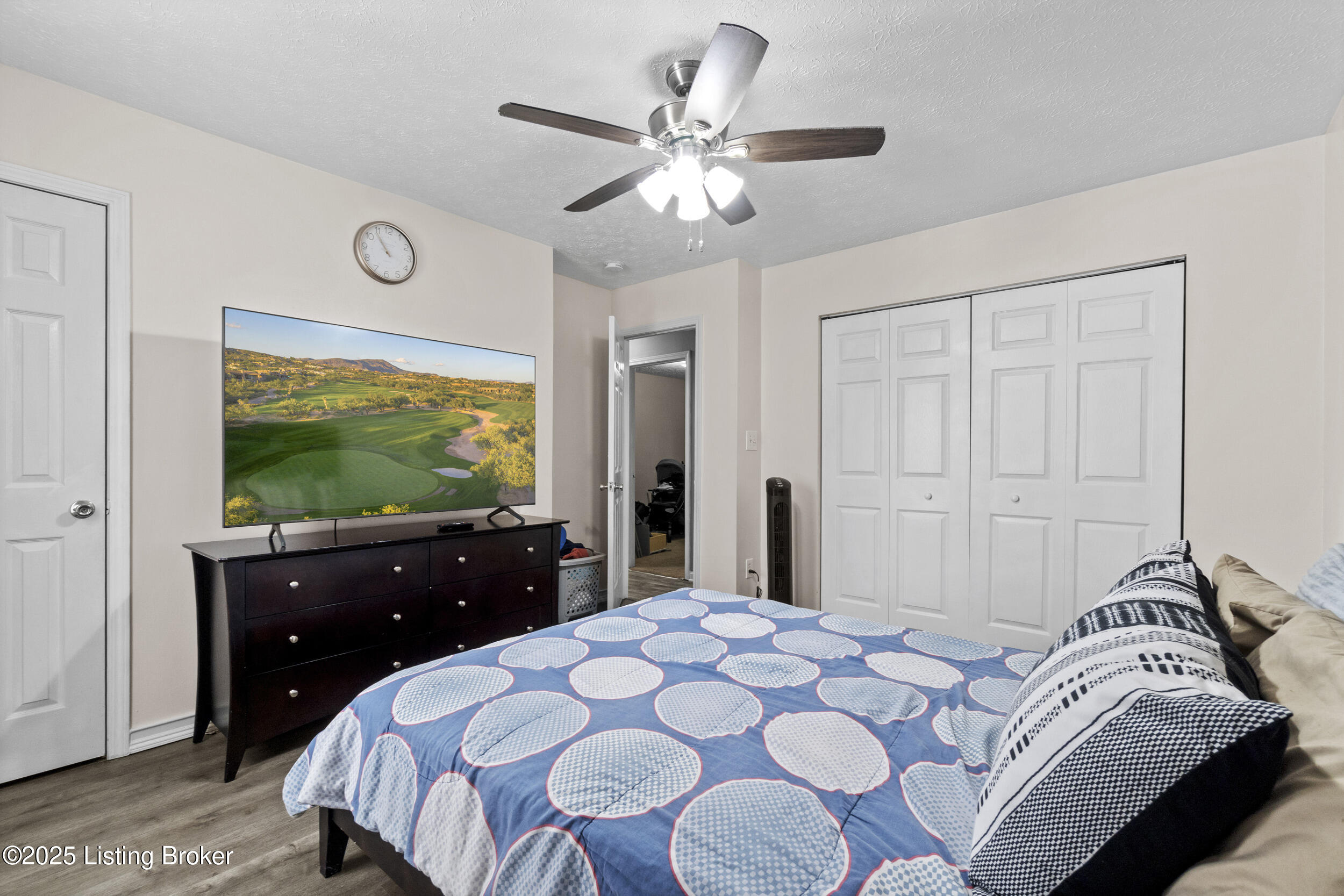 3722 Bonaventure Blvd