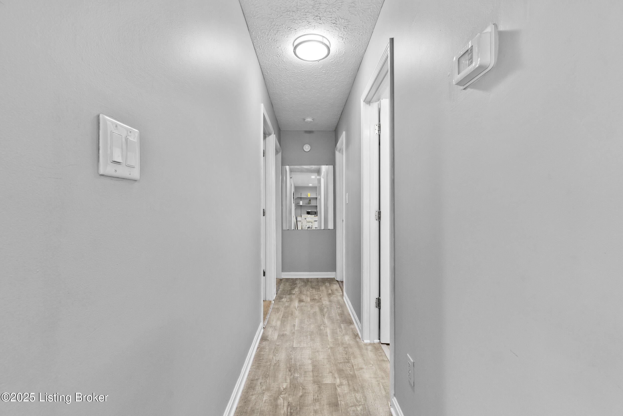 3722 Bonaventure Blvd