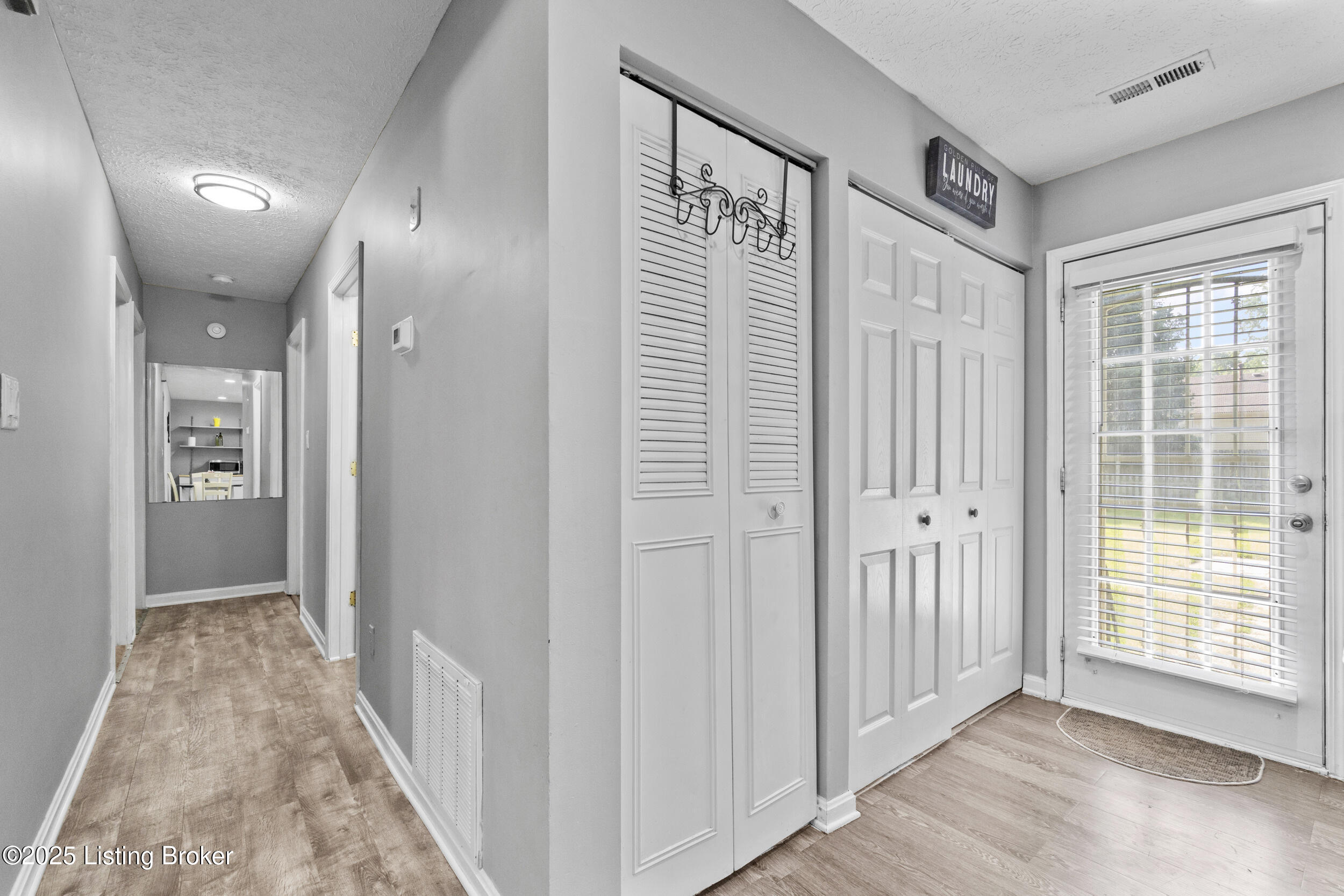 3722 Bonaventure Blvd