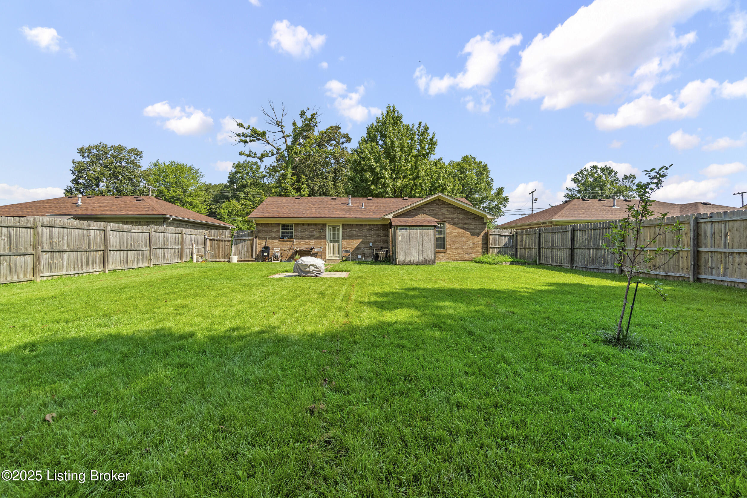 3722 Bonaventure Blvd