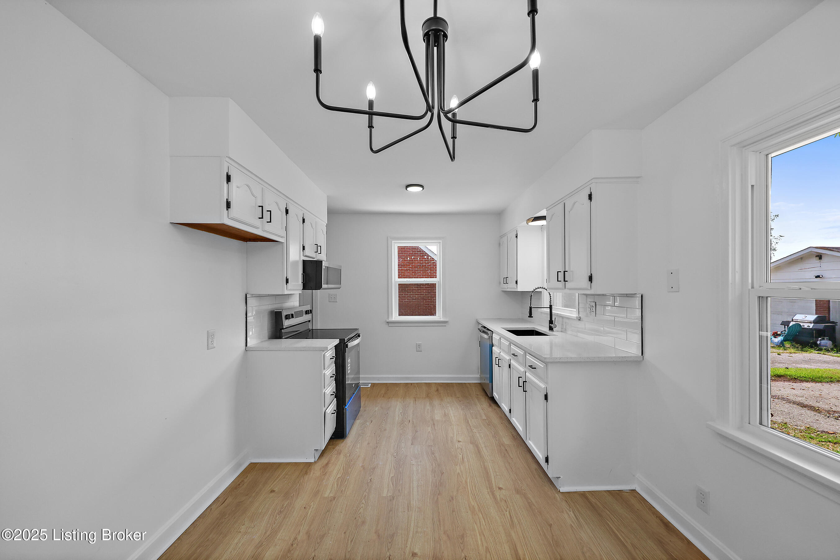 11704 Maple Way