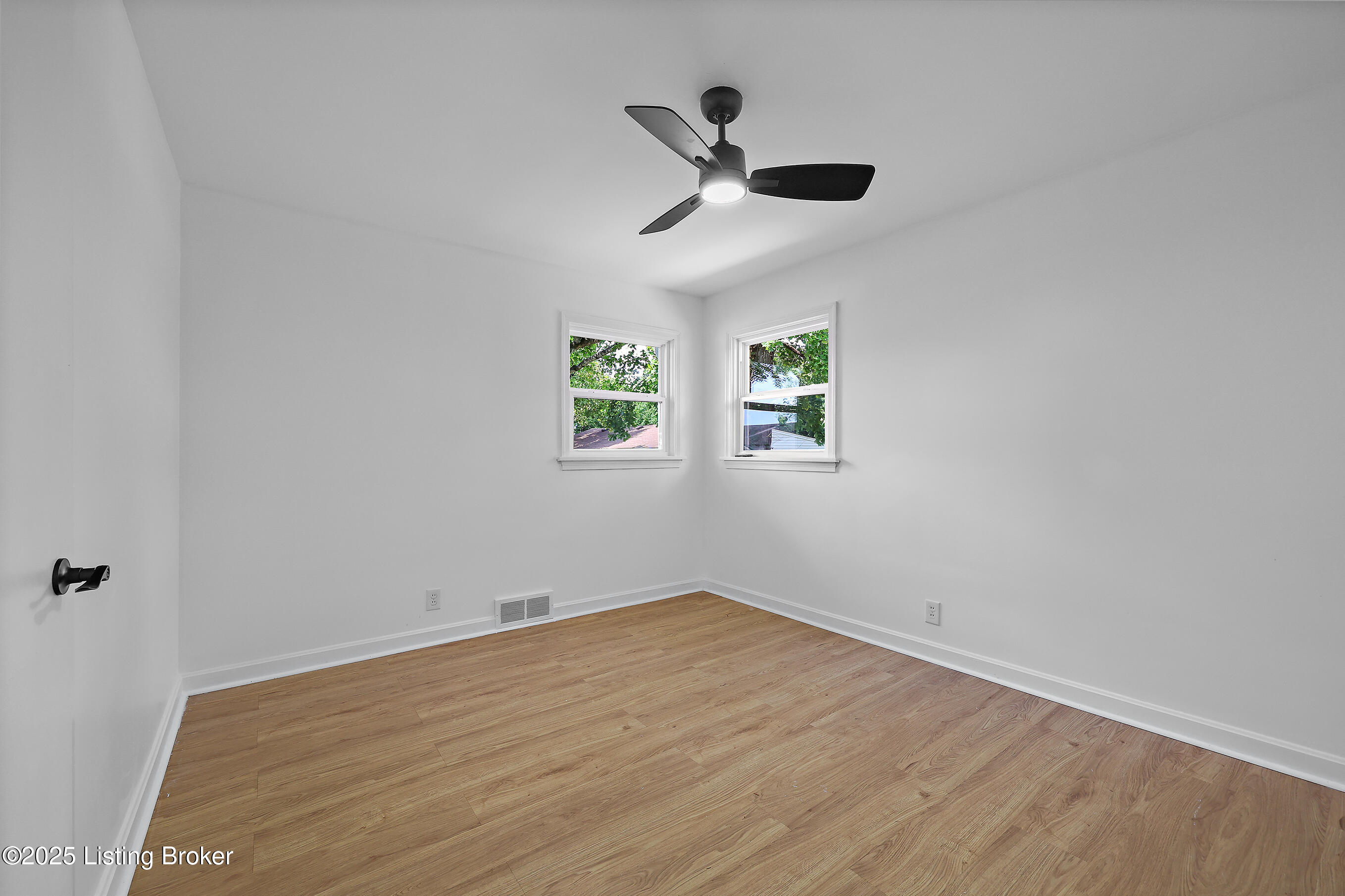 11704 Maple Way