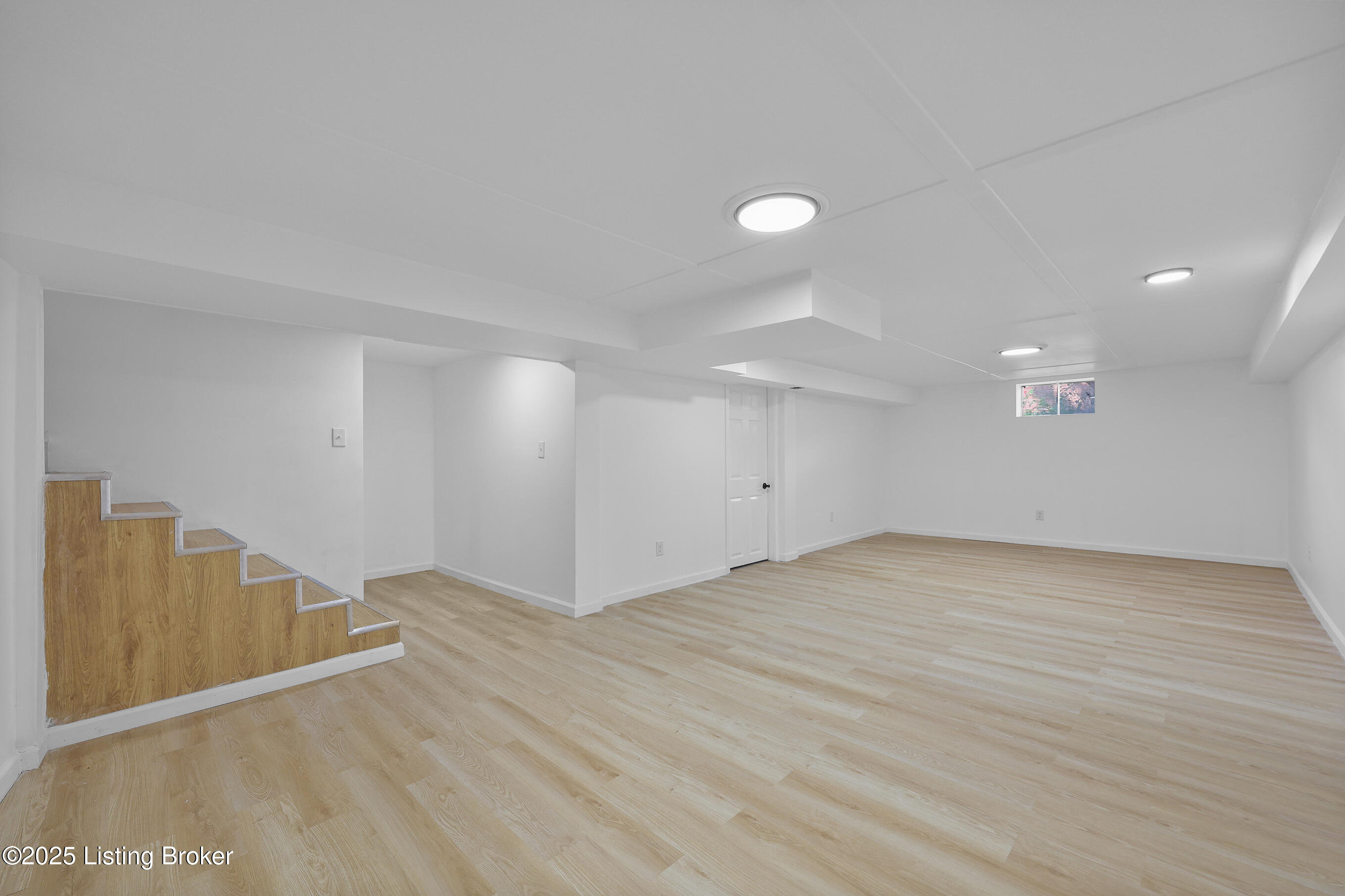 11704 Maple Way