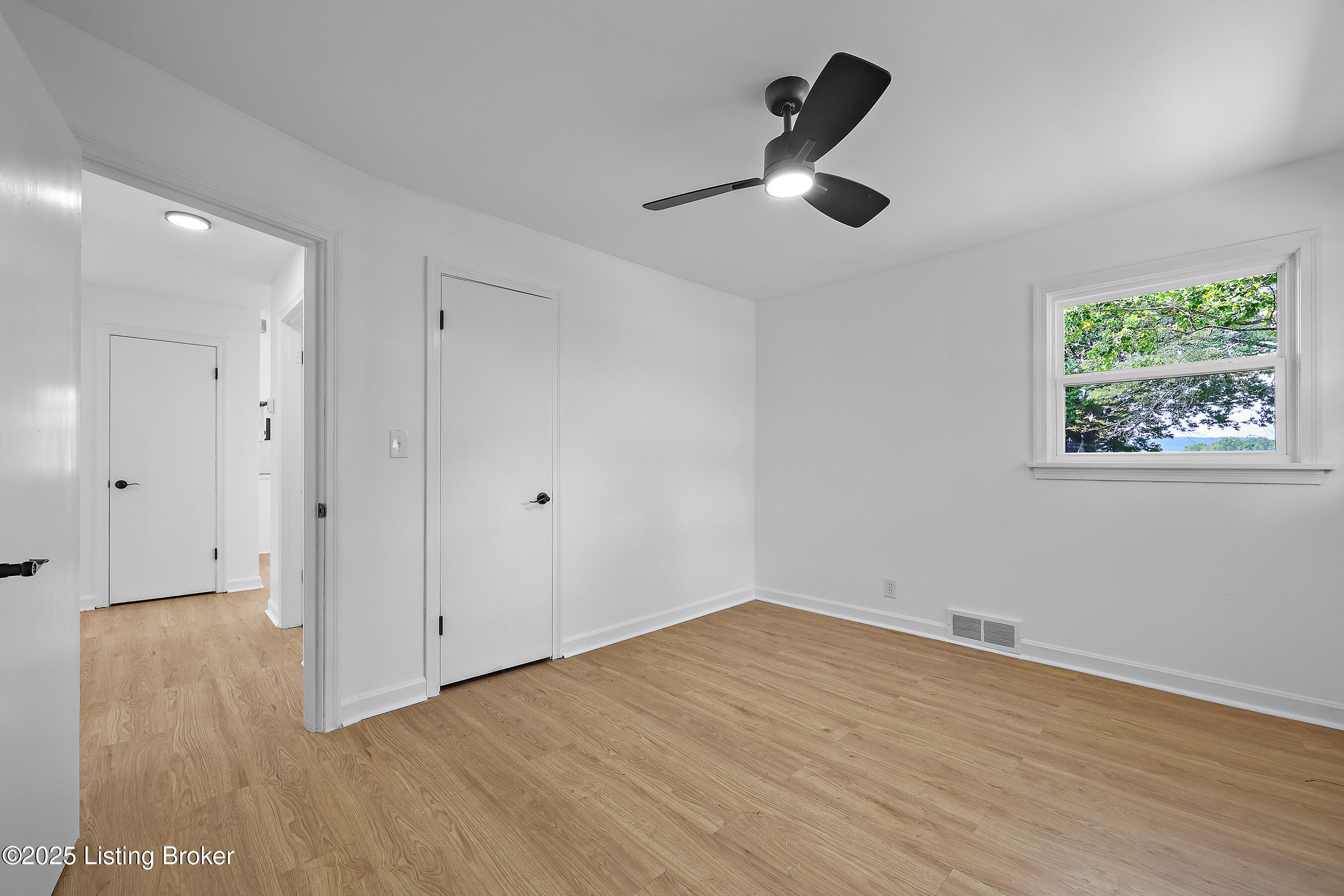 11704 Maple Way