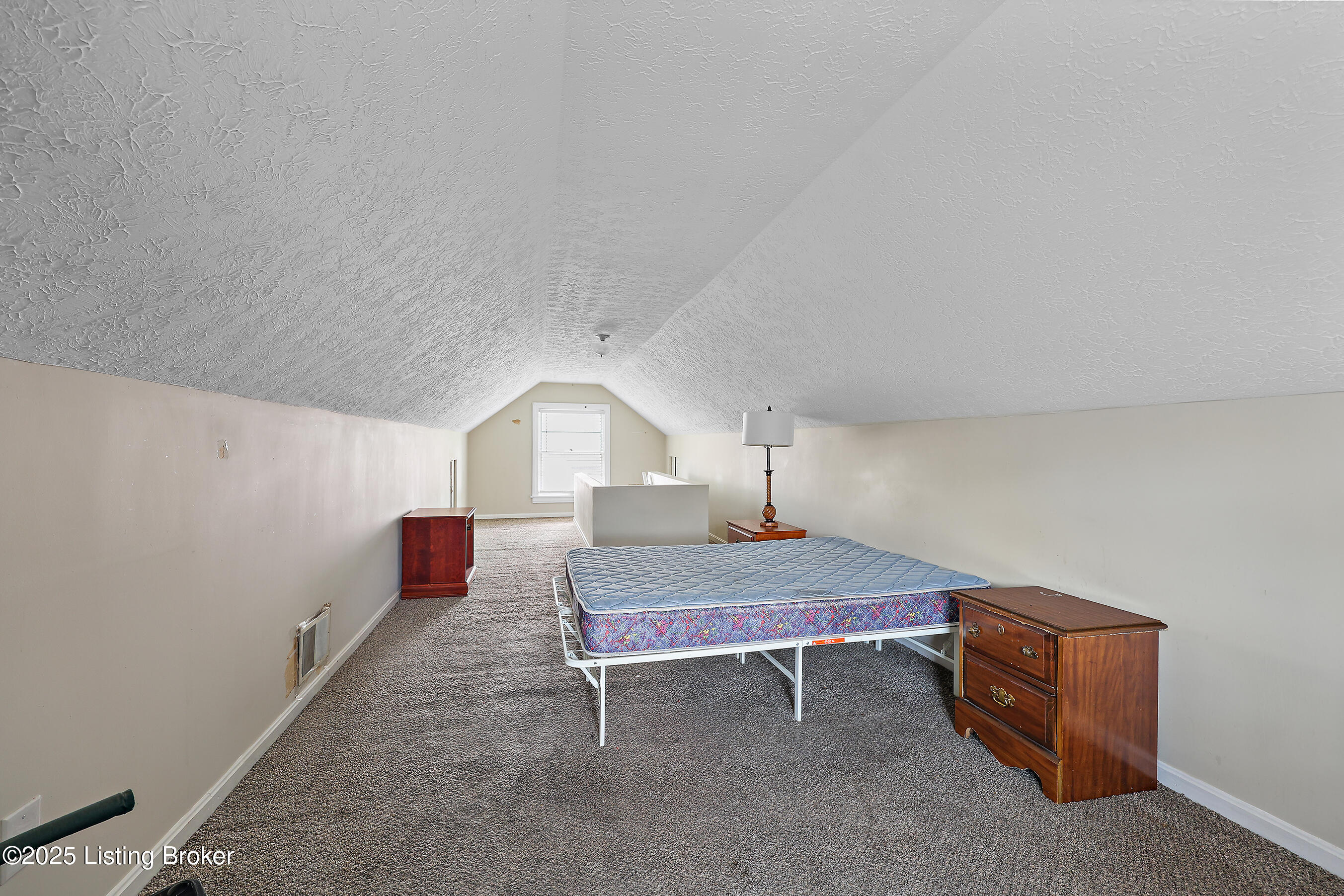 3305 Eagle Pass