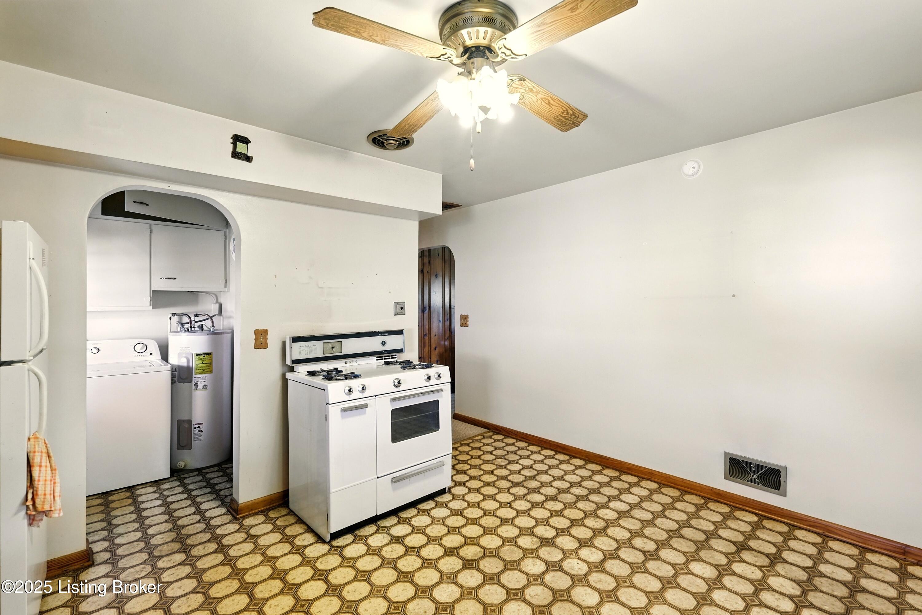 9012 Shepherdsville Rd