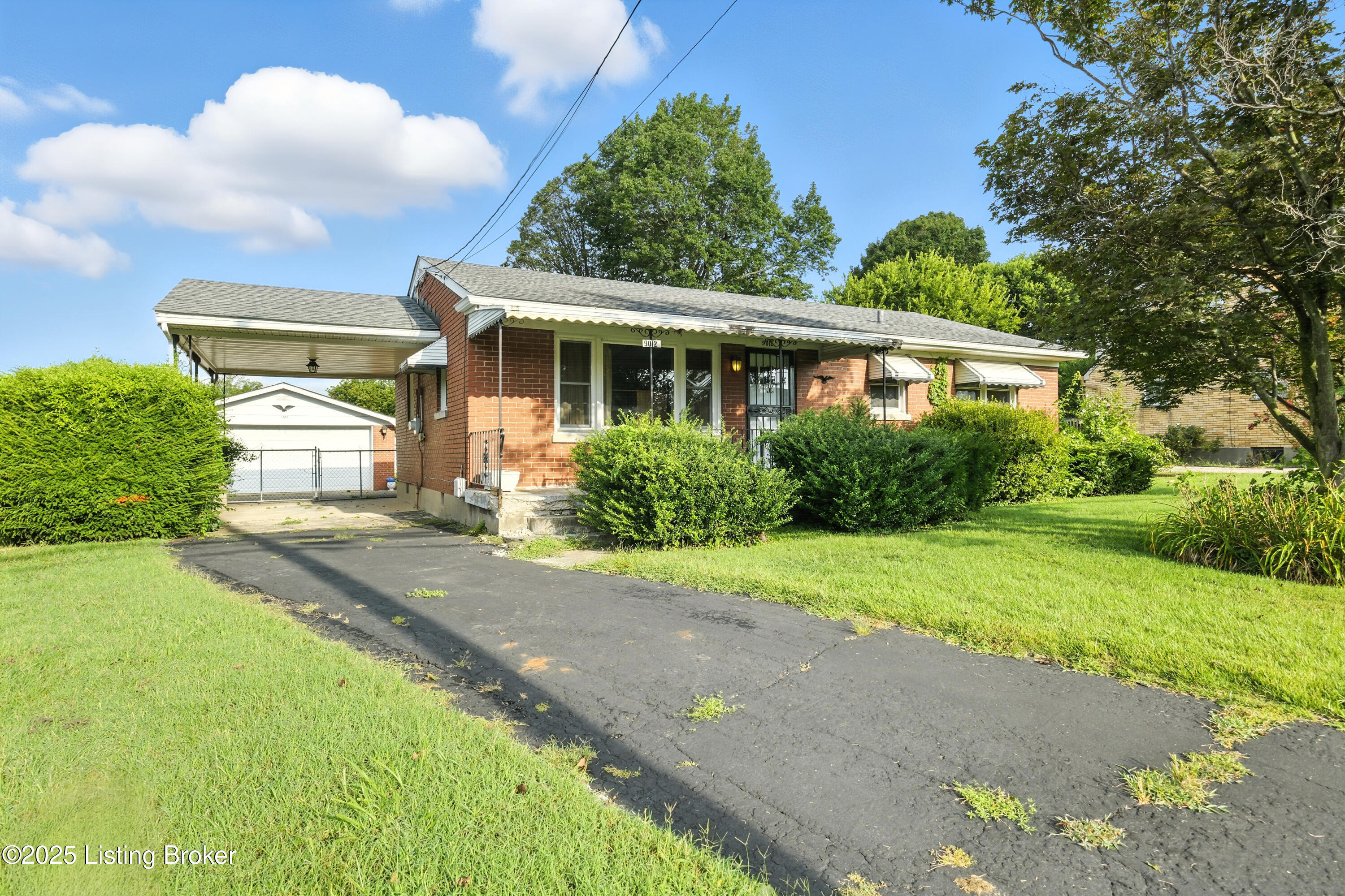 9012 Shepherdsville Rd